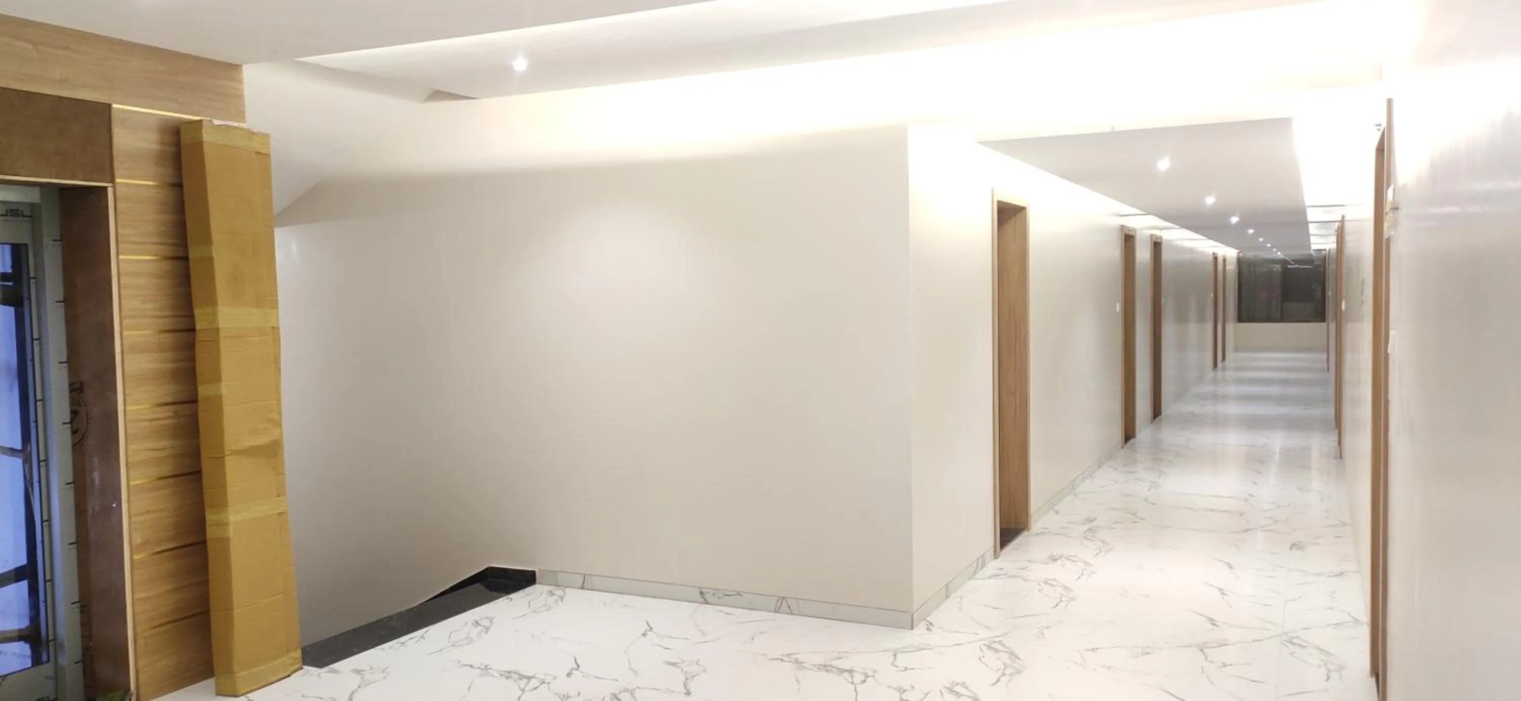 Area and facilities in Hotel 9 Coin