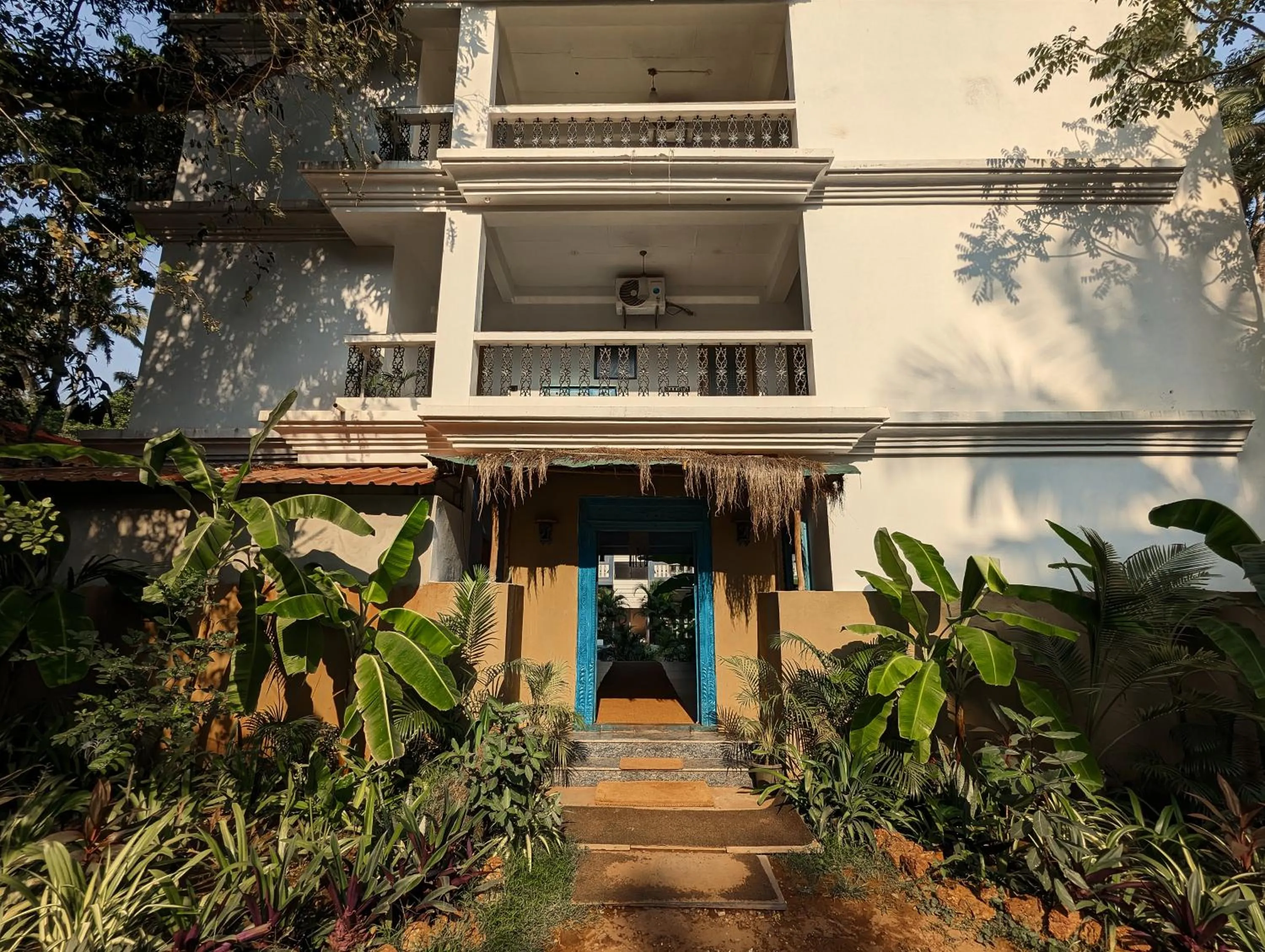 Facade/entrance in Nalanda Retreat Goa By Mandrem Beach