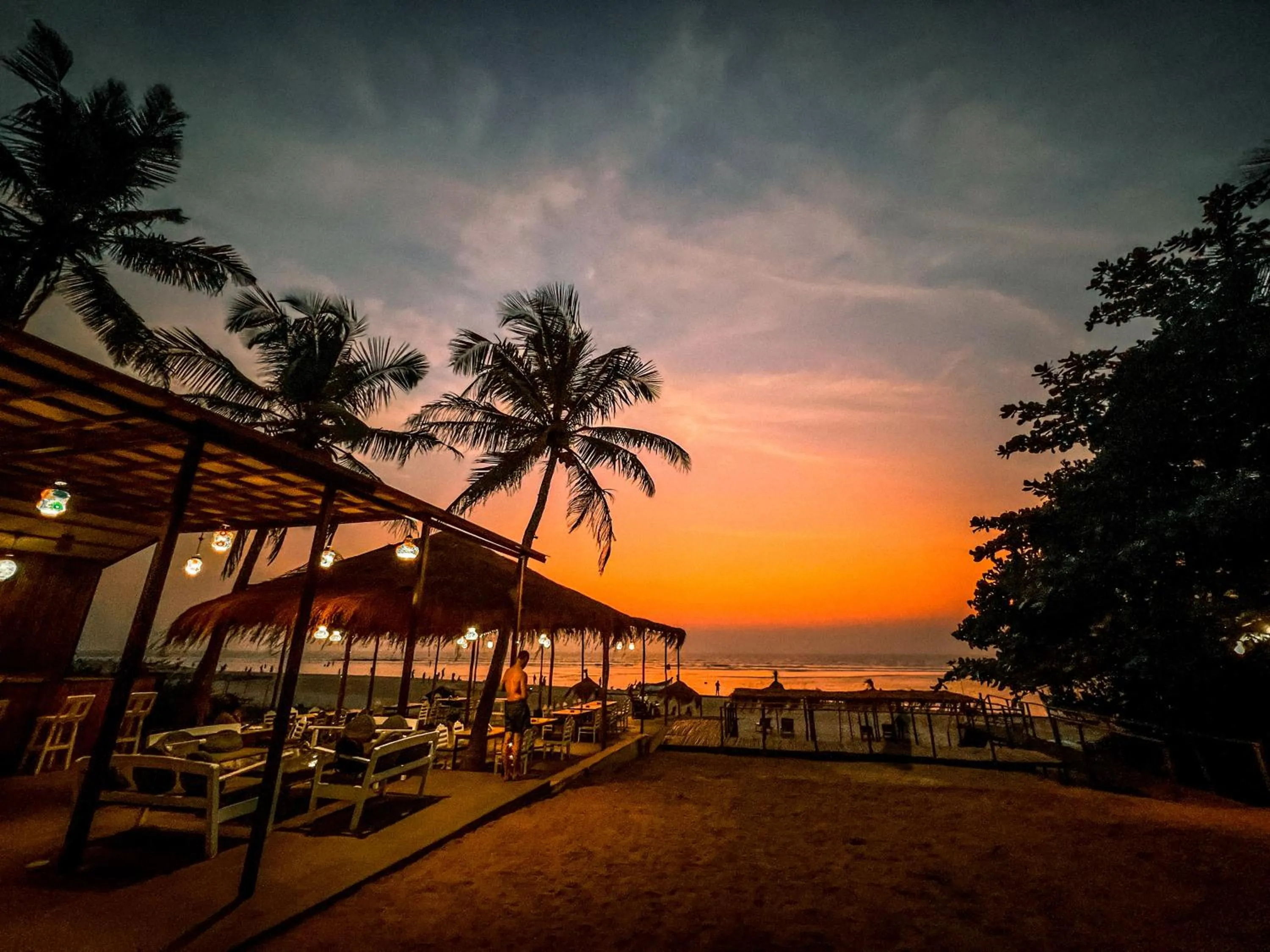 Restaurant/places to eat in Nalanda Retreat Goa By Mandrem Beach