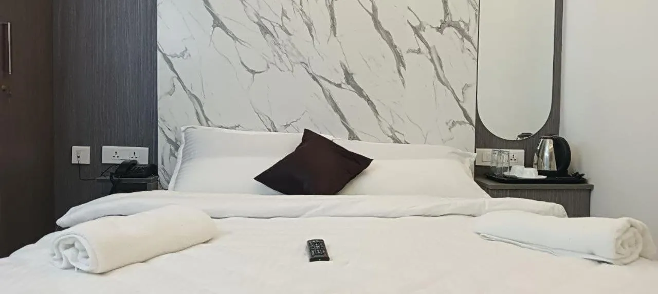 Bed in Sanns Tropicana