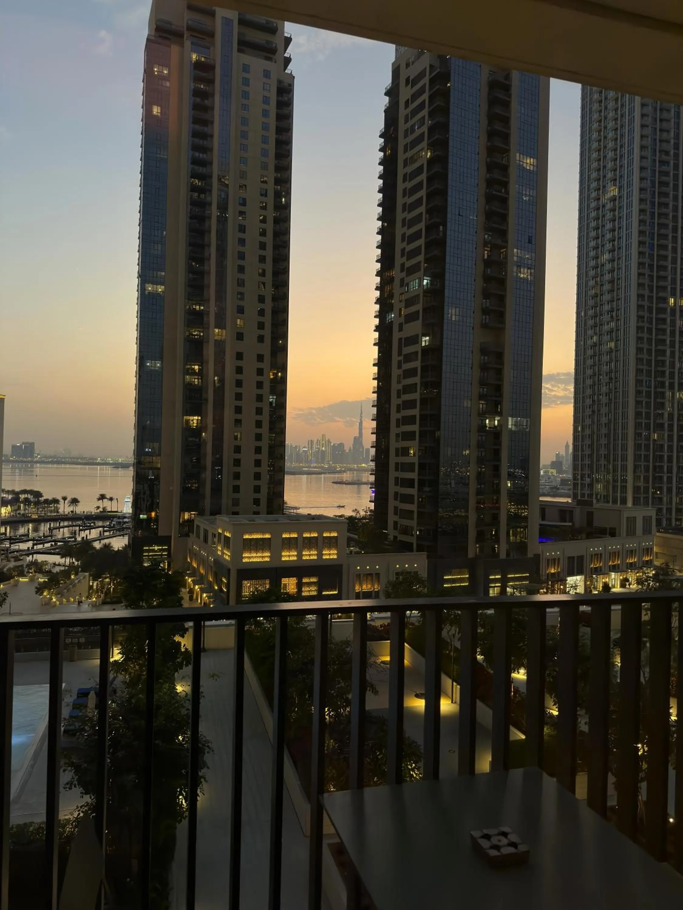 Sunset in 3BR Haven with Burj Views by MagnoliasVHR