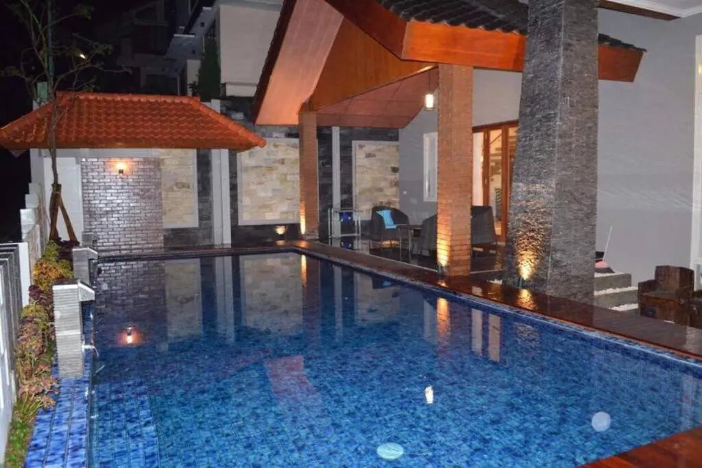 Villa Agro Kusuma Pinus R7