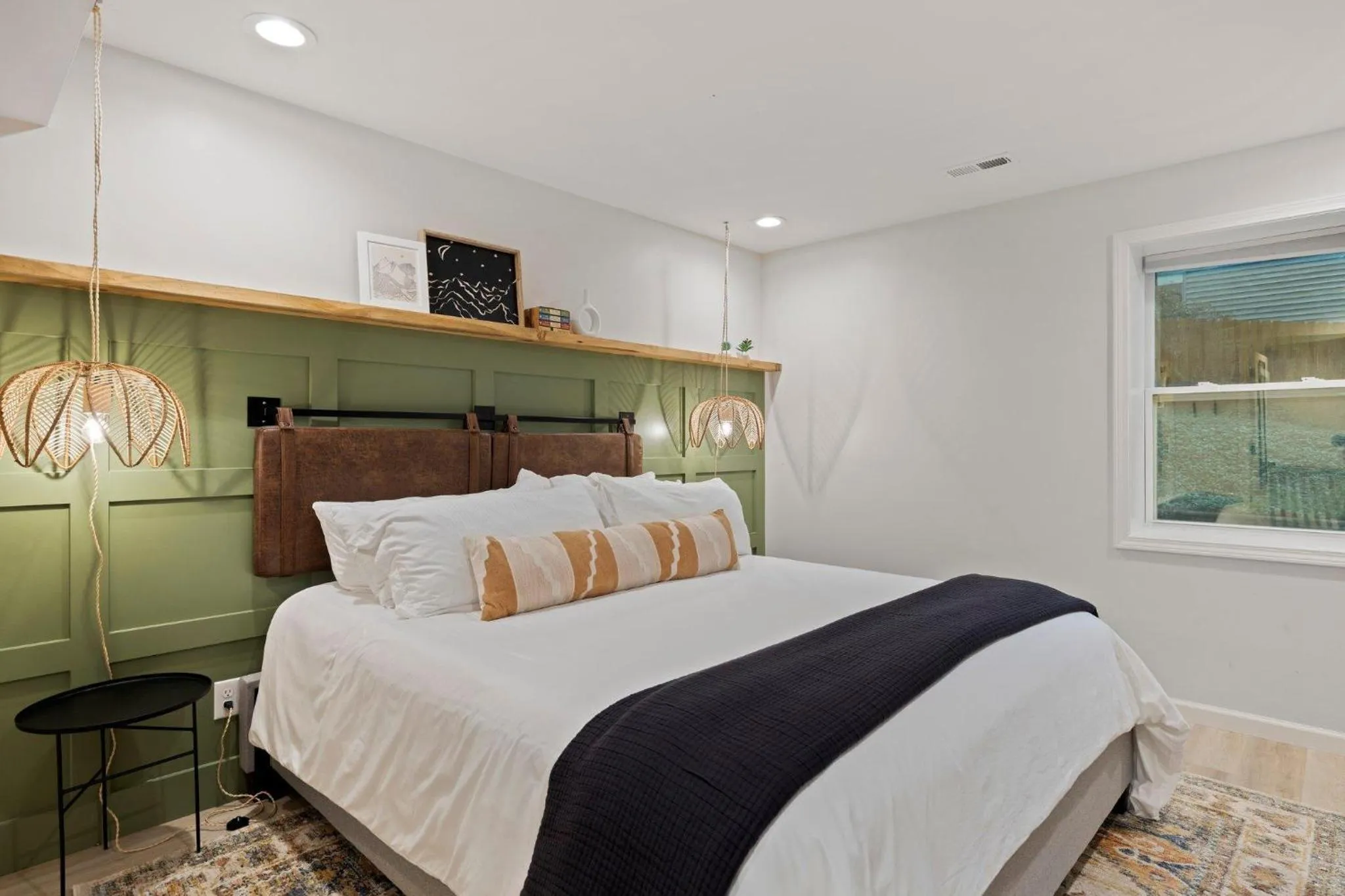 Near Biltmore, Hiking, Breweries W Game Room