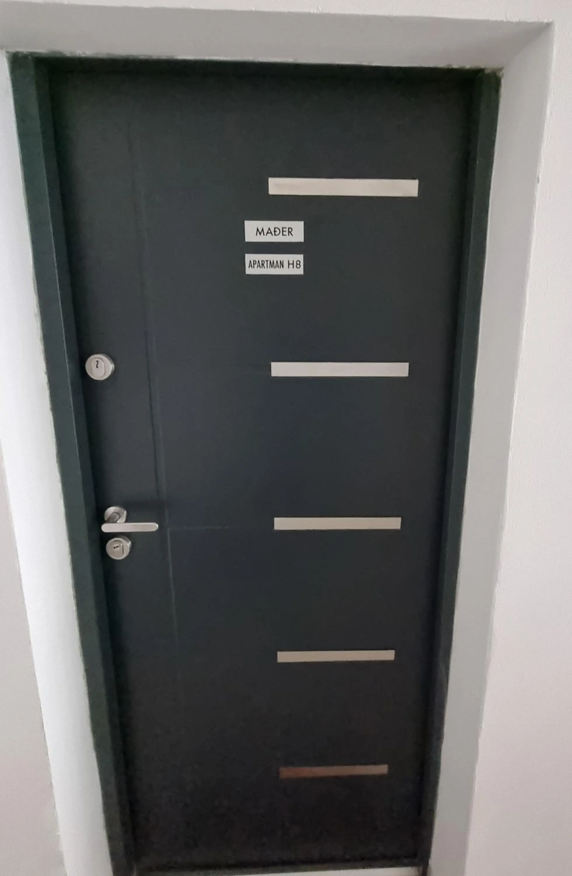 Facade/entrance in Apartman H8