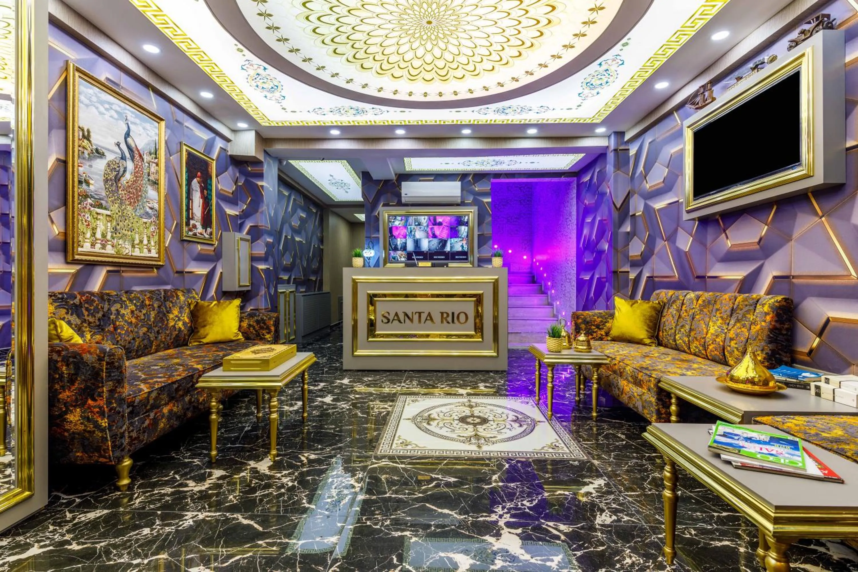 Communal lounge/ TV room in Santa Rio Taxim