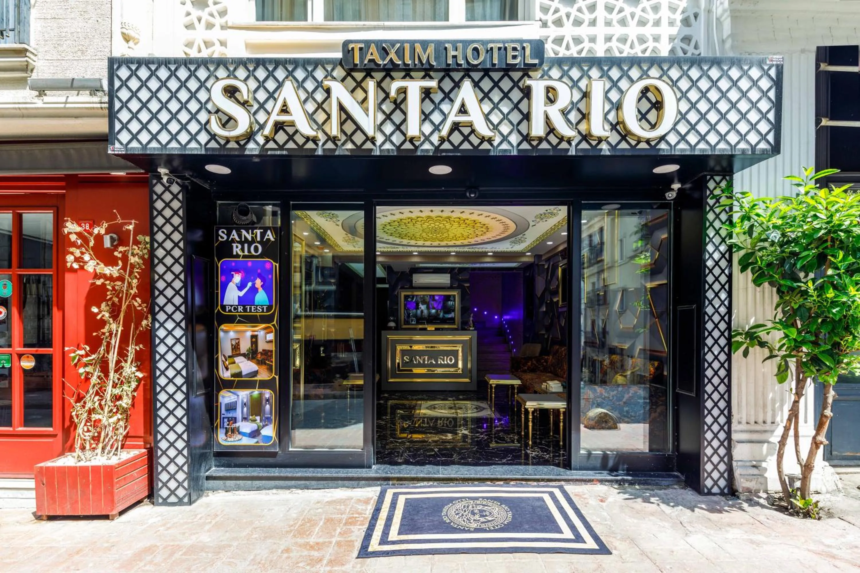 Facade/entrance in Santa Rio Taxim