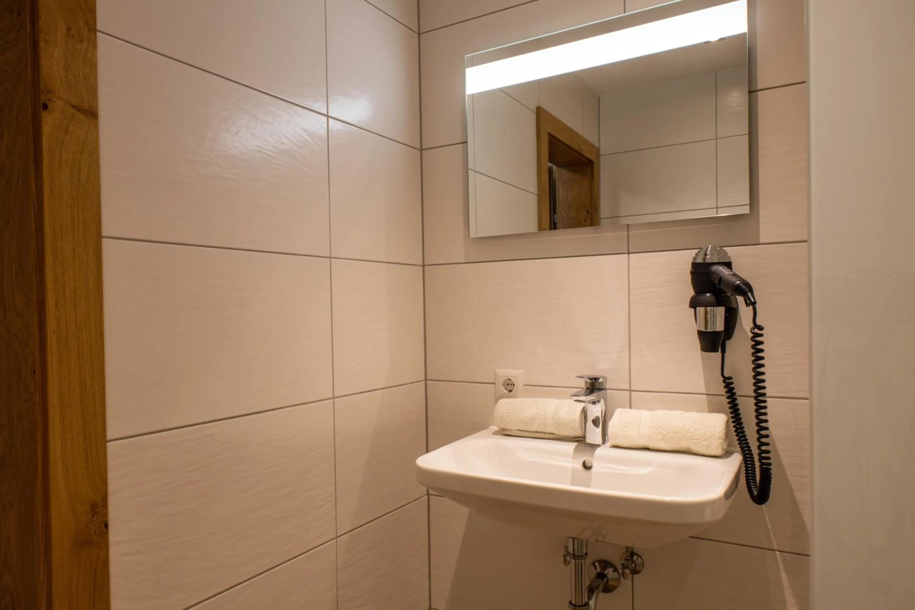 Bathroom in Gasthof Dreiländereck