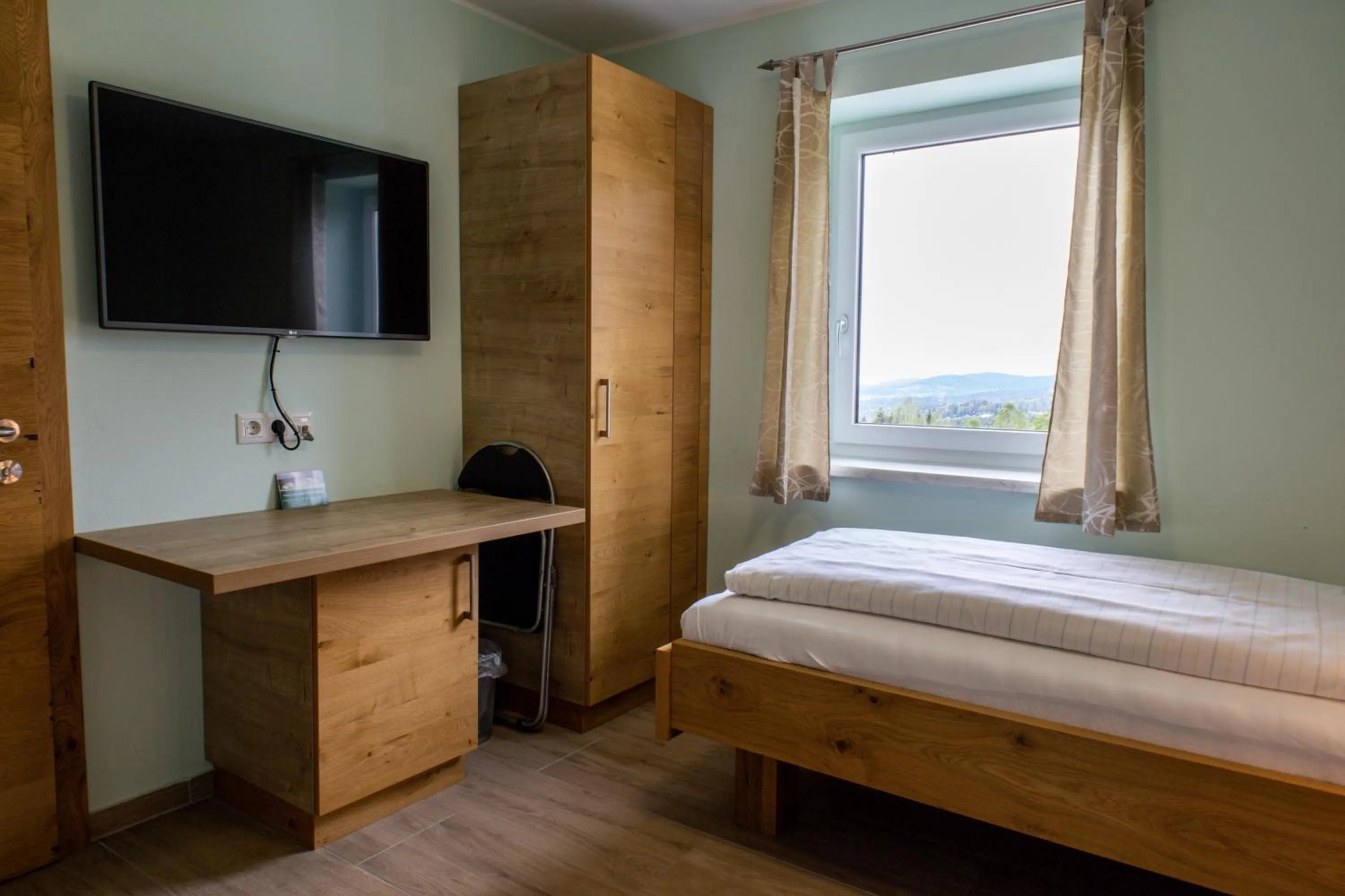 Bed in Gasthof Dreiländereck