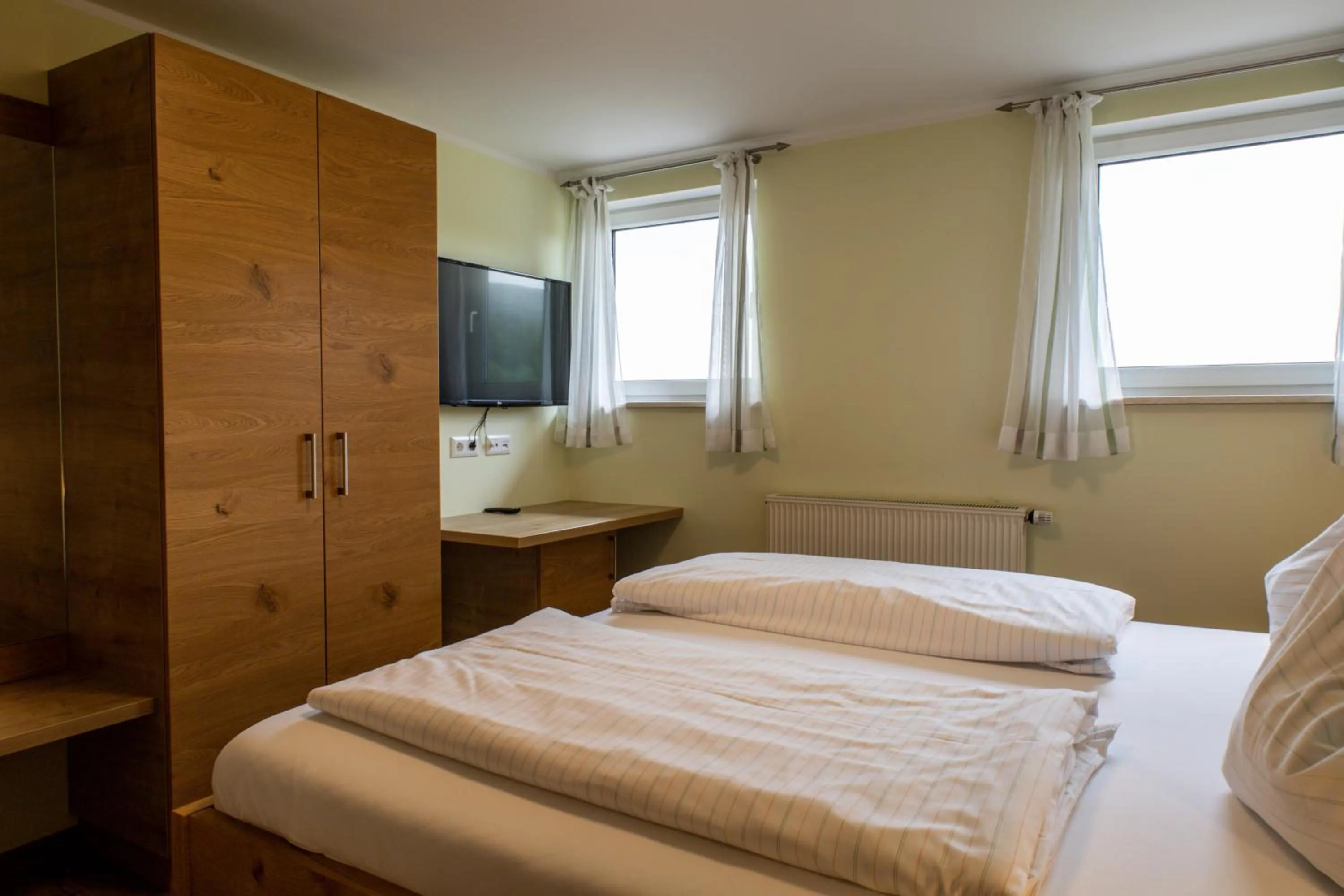 Bed in Gasthof Dreiländereck