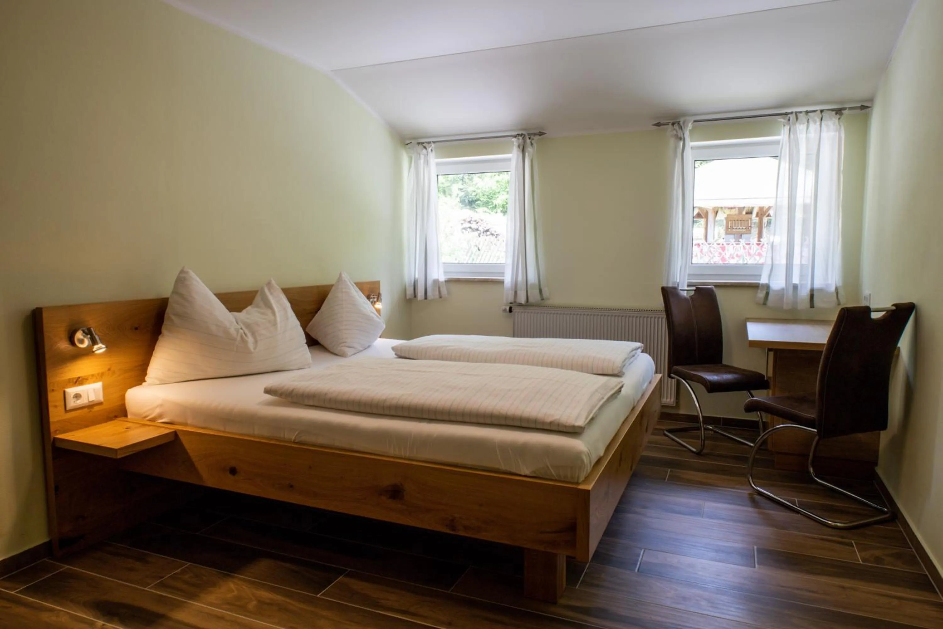 Bed in Gasthof Dreiländereck