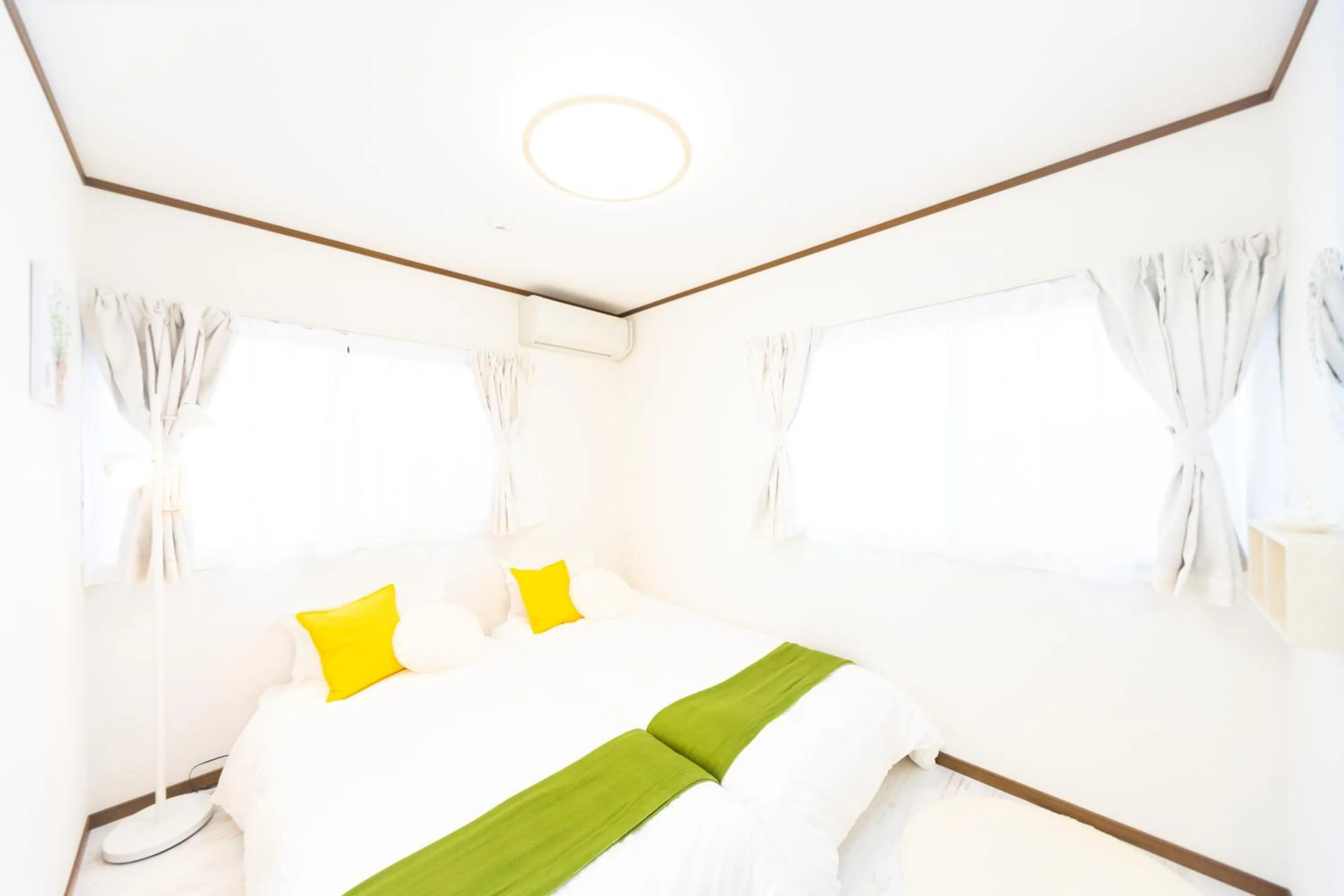 Bed in Awaji Garden House in Shinmura