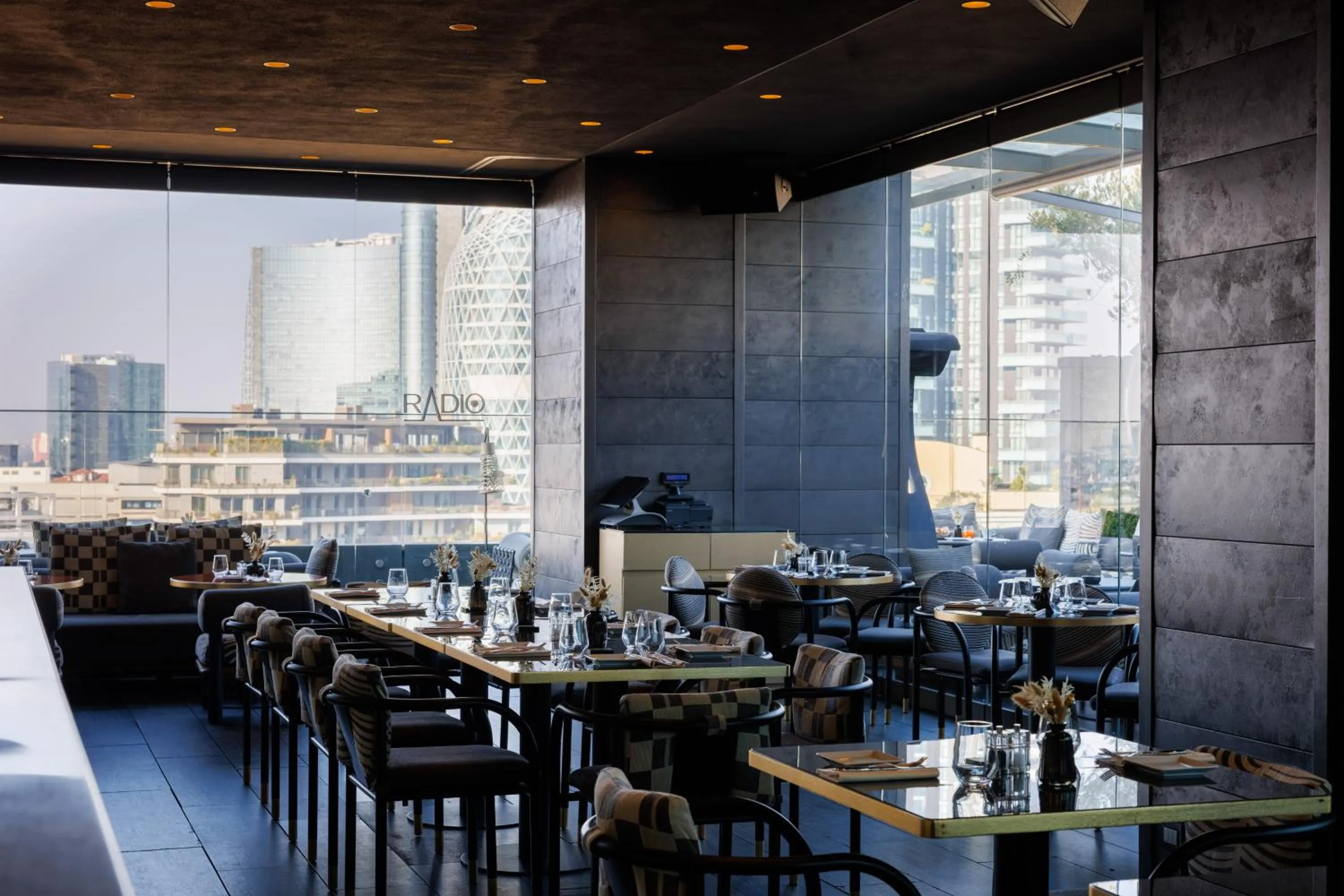 Restaurant/places to eat in ME Milan Il Duca