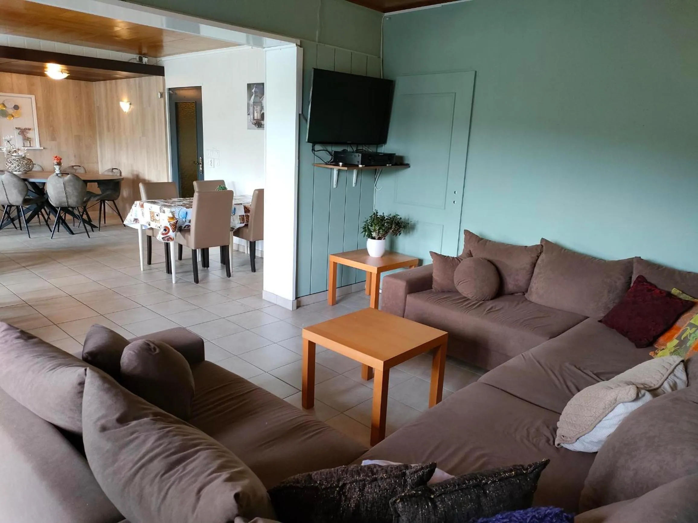 Communal lounge/ TV room in Pension Sauerland
