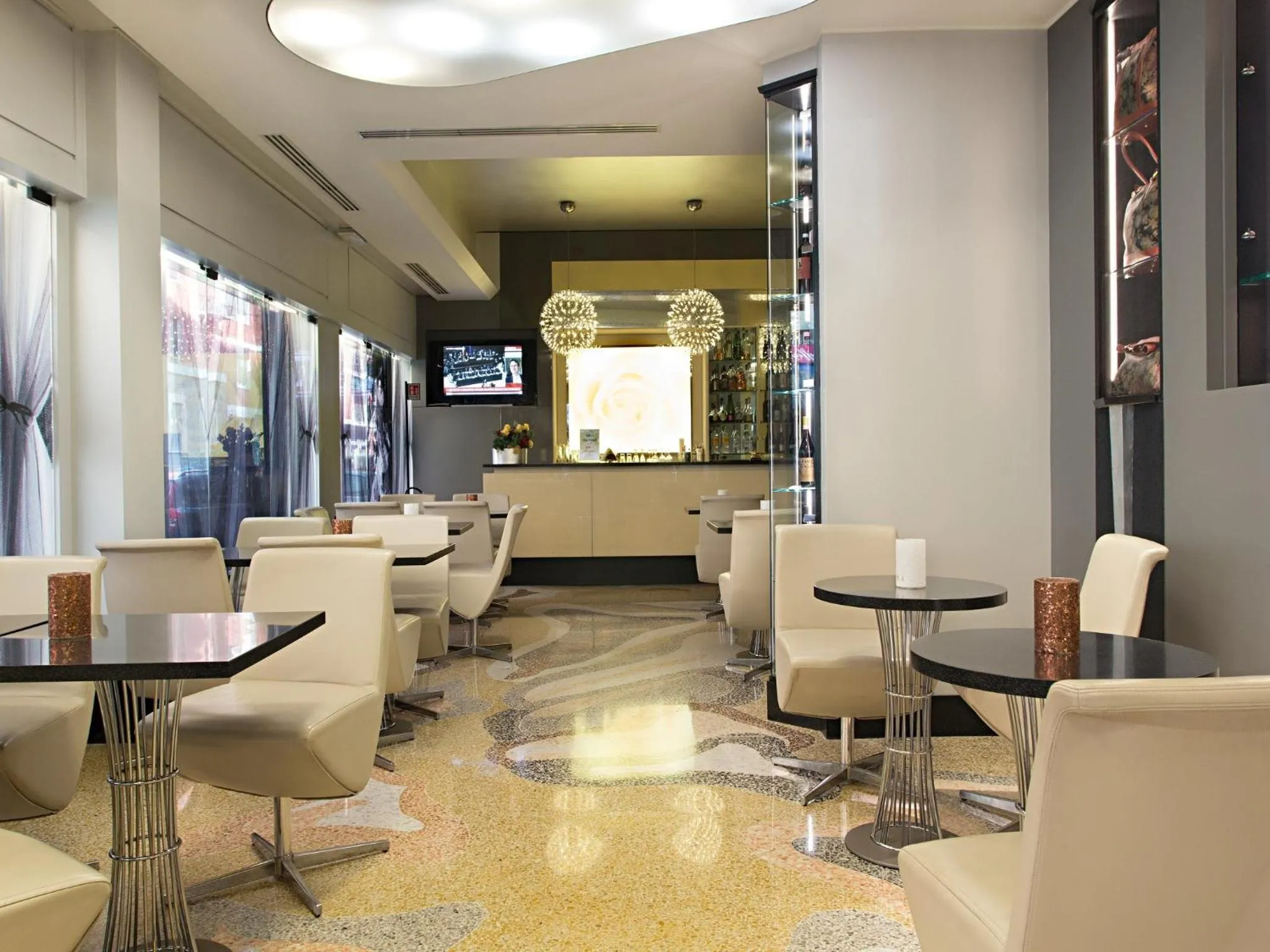 Lounge or bar in c-hotels Rubens