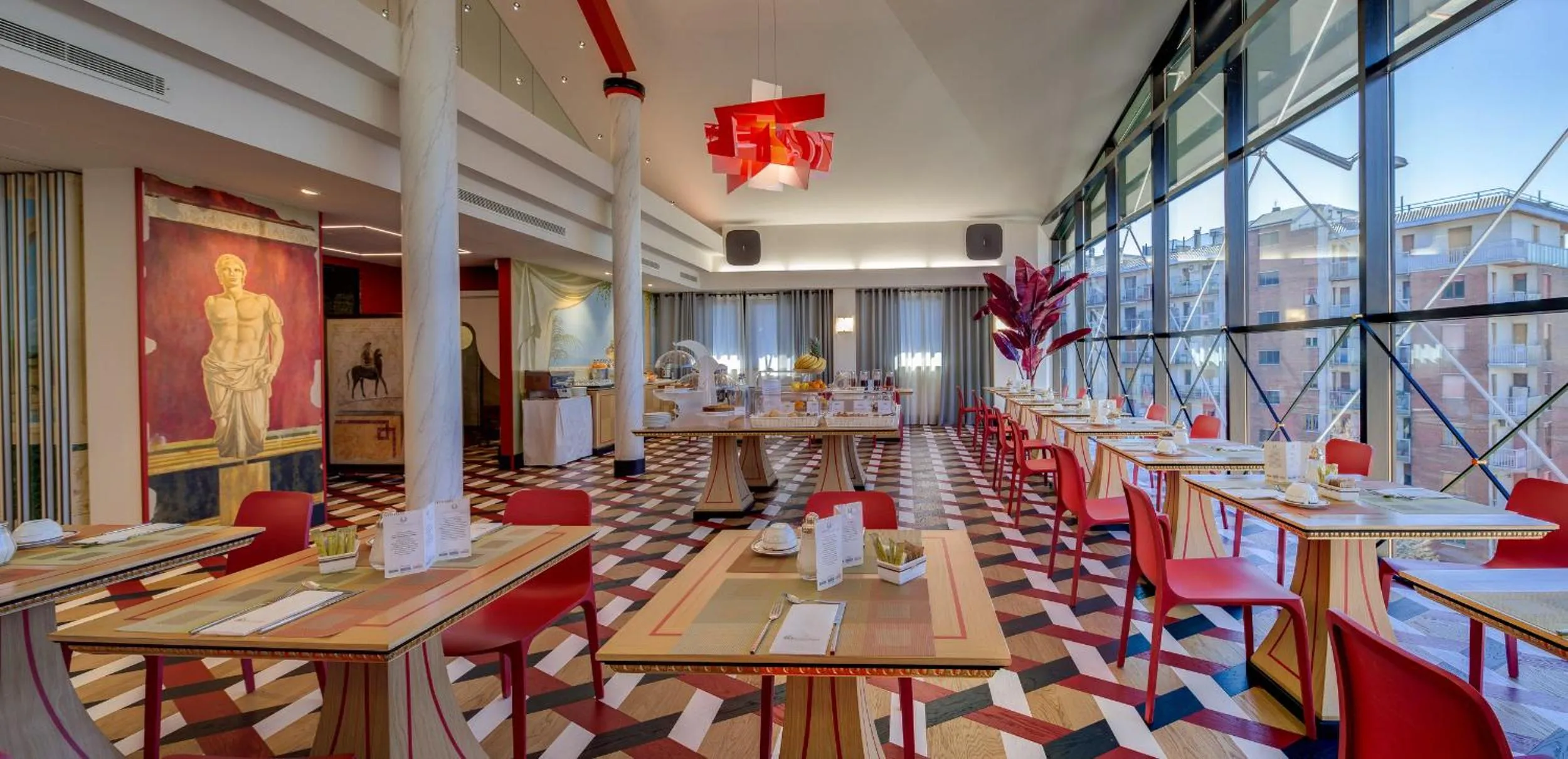 Restaurant/places to eat in c-hotels Rubens