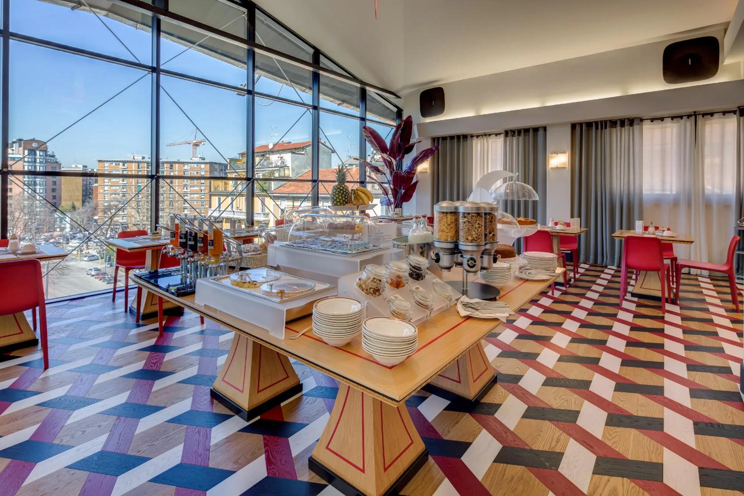 Restaurant/places to eat in c-hotels Rubens