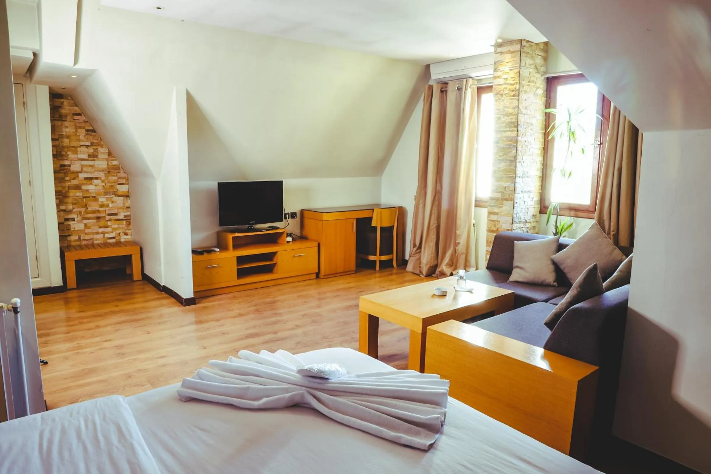 Decorative detail, Bed in Hotel Perce Neige