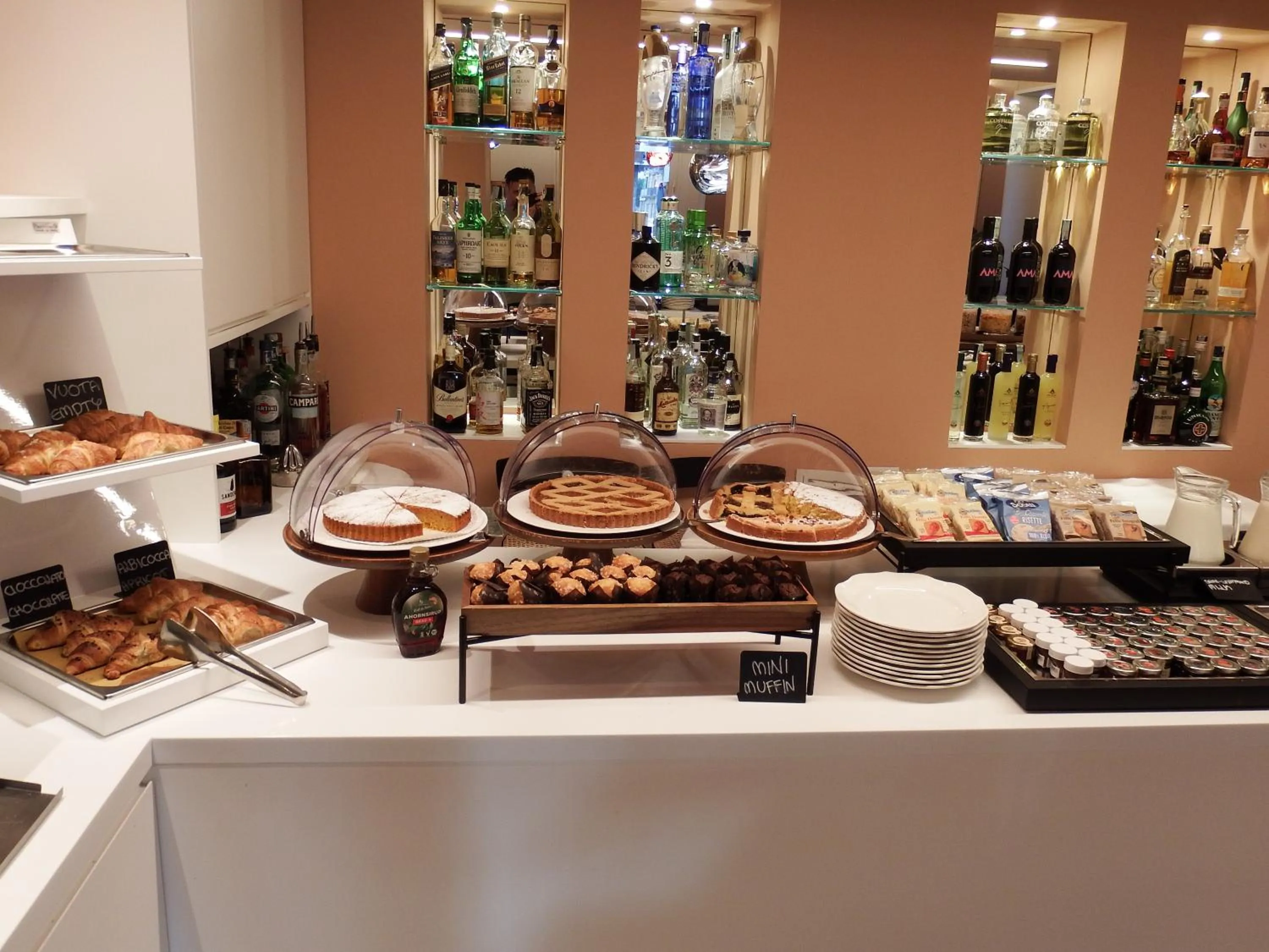 Breakfast in Hotel Morfeo