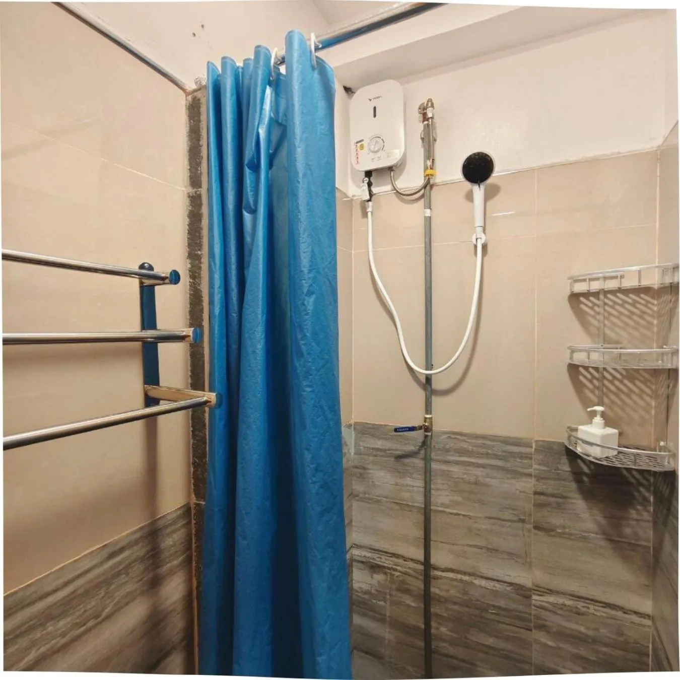 Shower in AV Suites