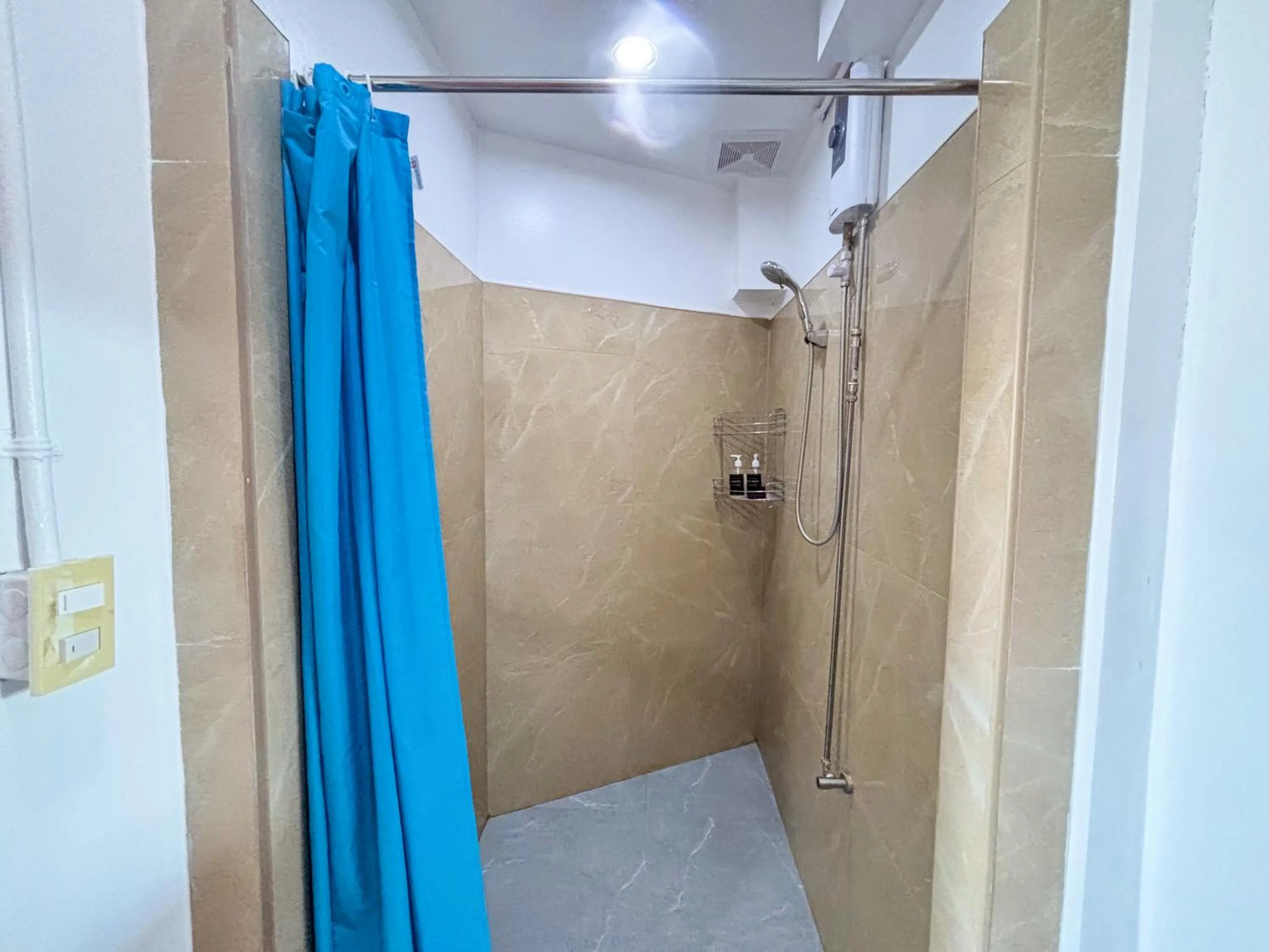 Shower in AV Suites