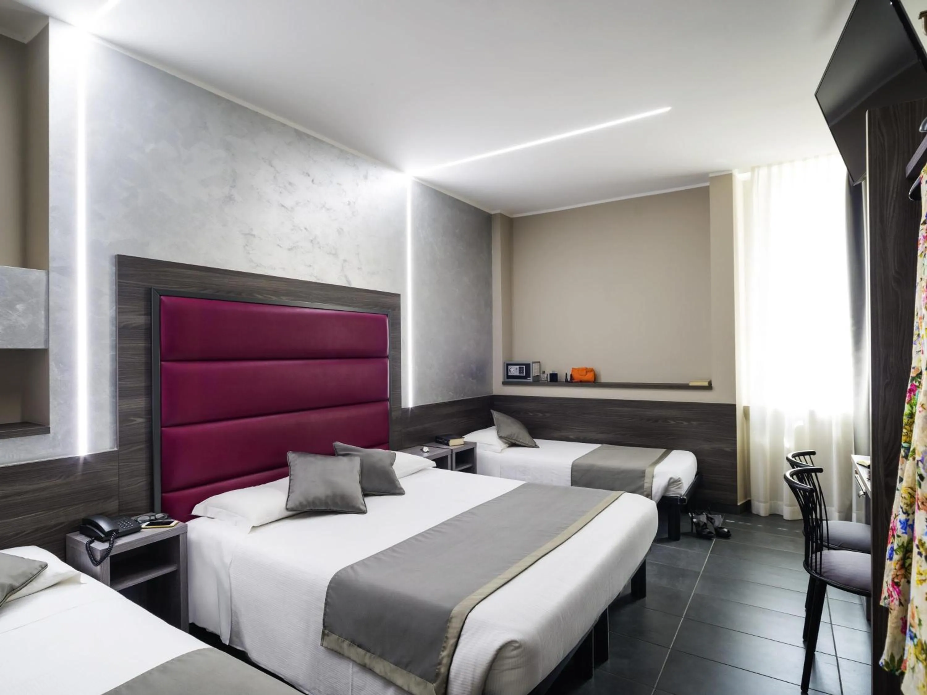 Other, Bed in Ibis Styles Milano Centro