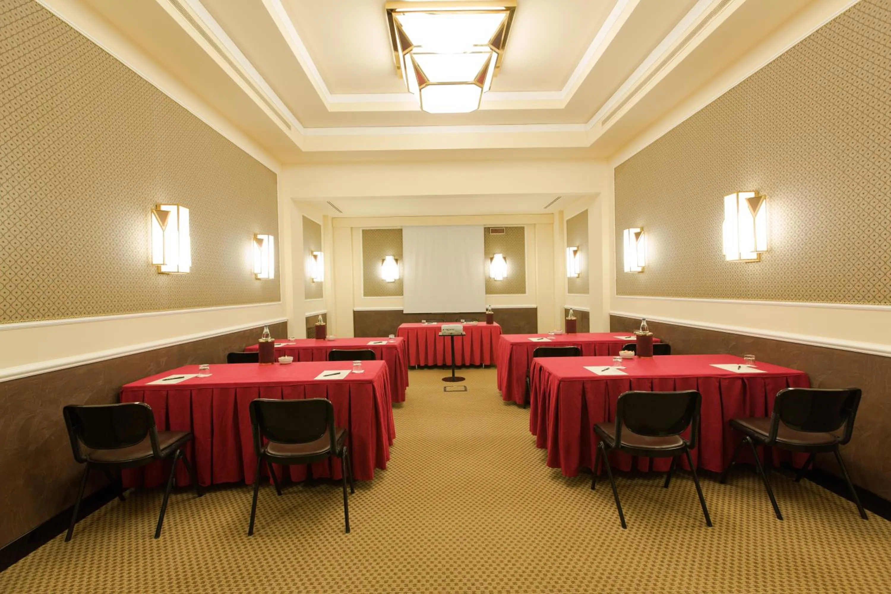 Business facilities in Doria Grand Hotel