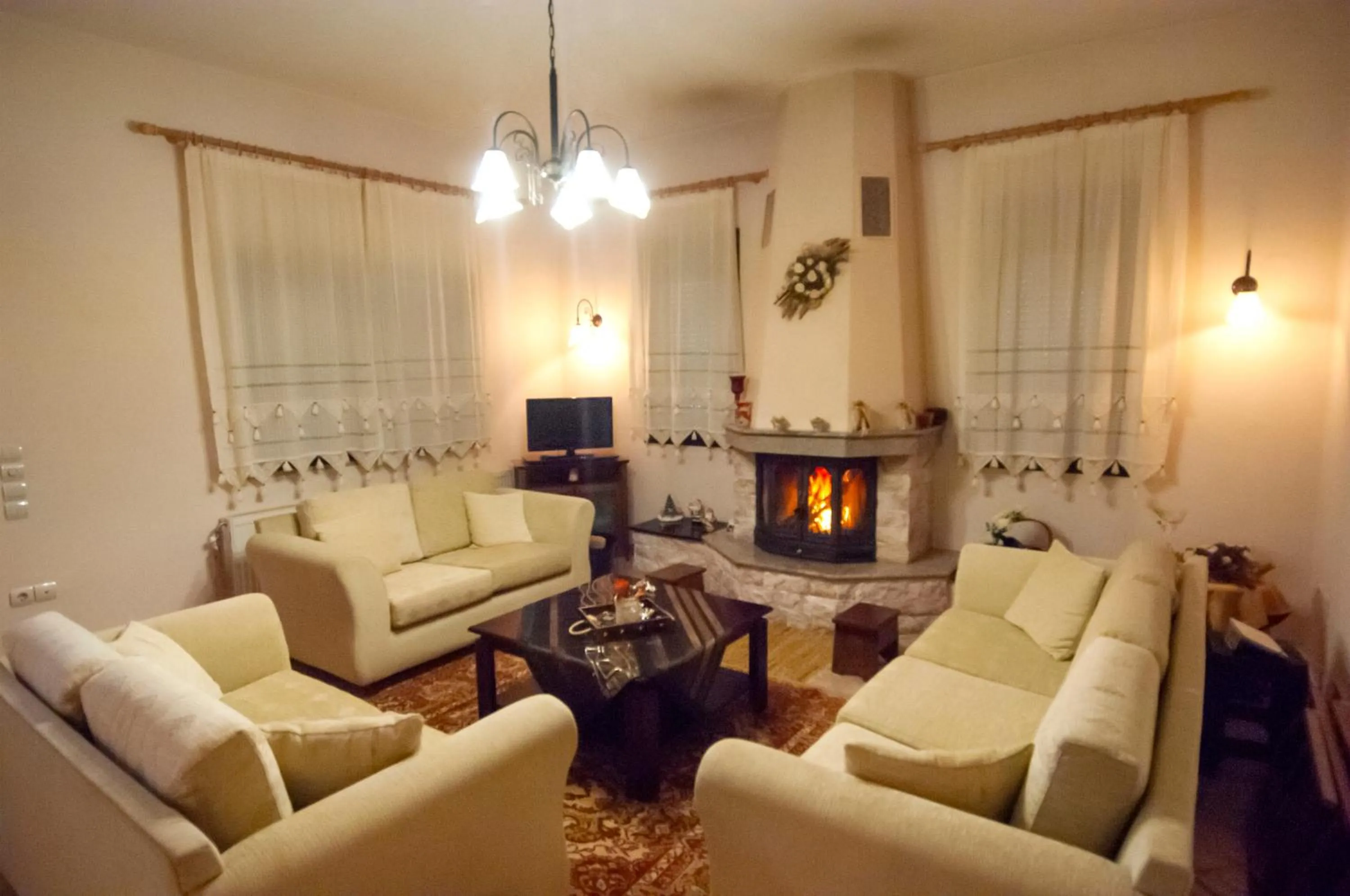 Living room in Elati Electra's Cozy House