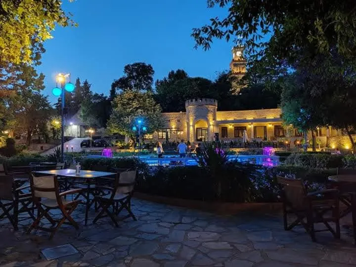 Restaurant/places to eat in Elati Electra's Cozy House