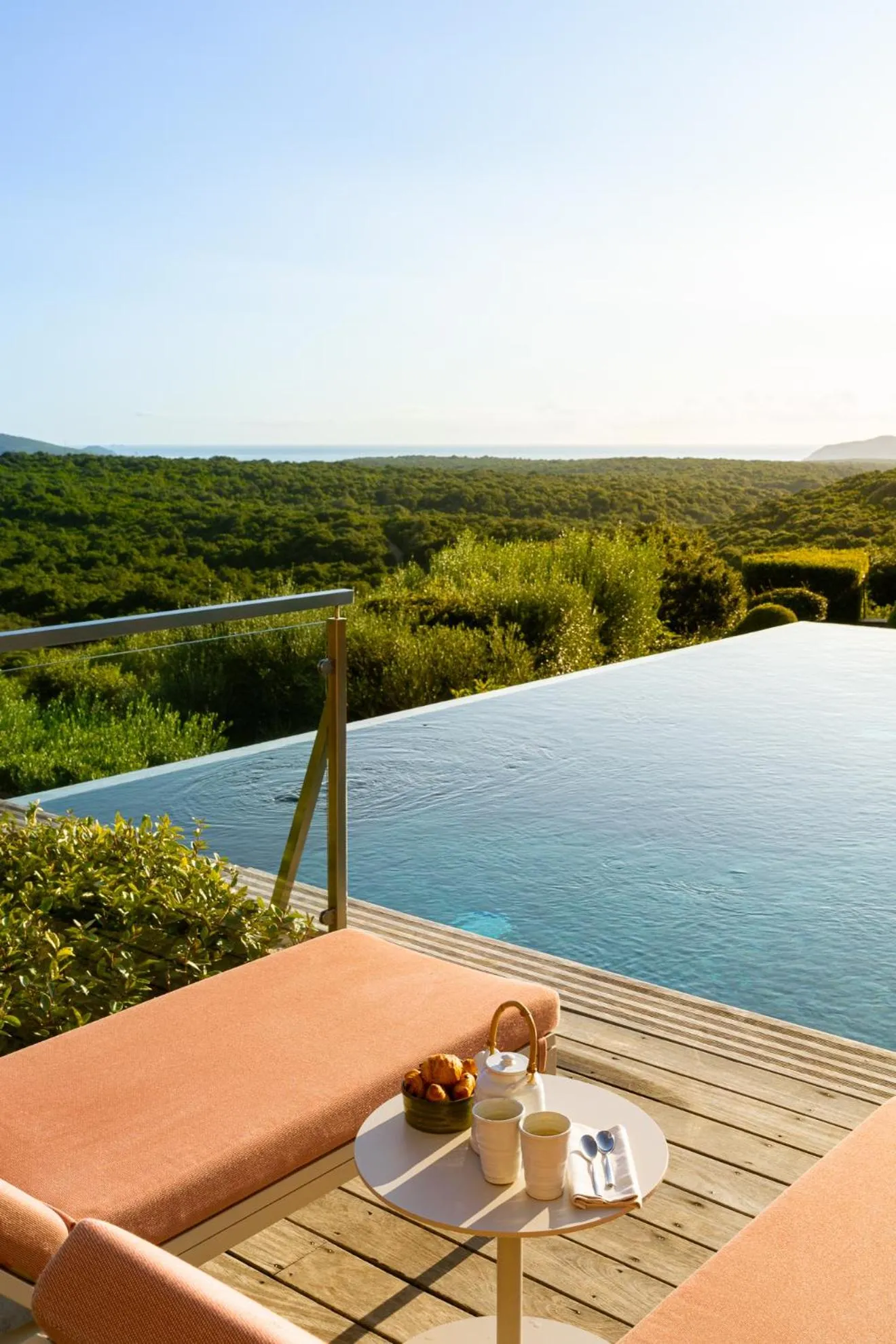 Garden view in Hôtel Version Maquis Santa Manza