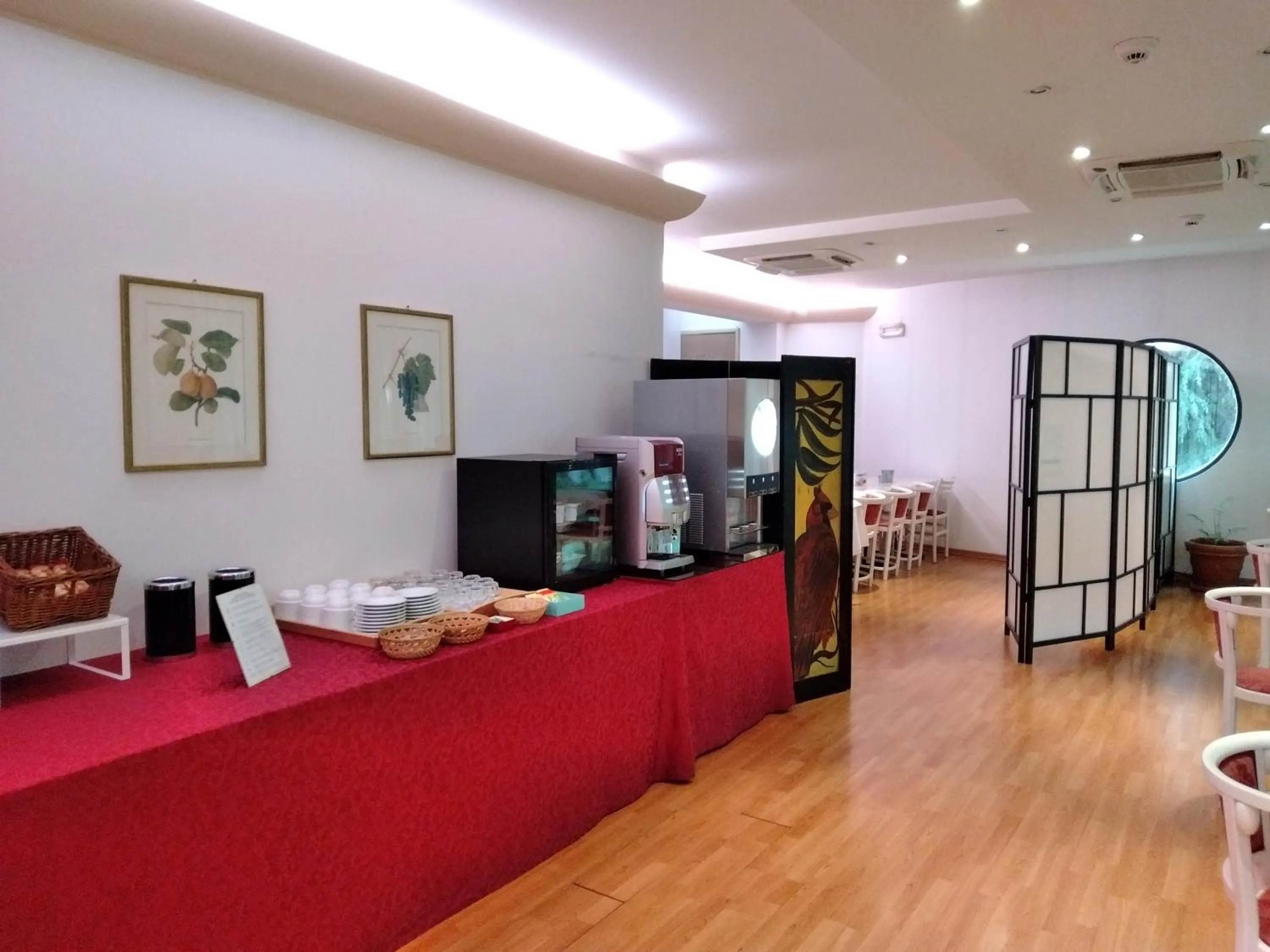 Buffet breakfast in Polo Hotel