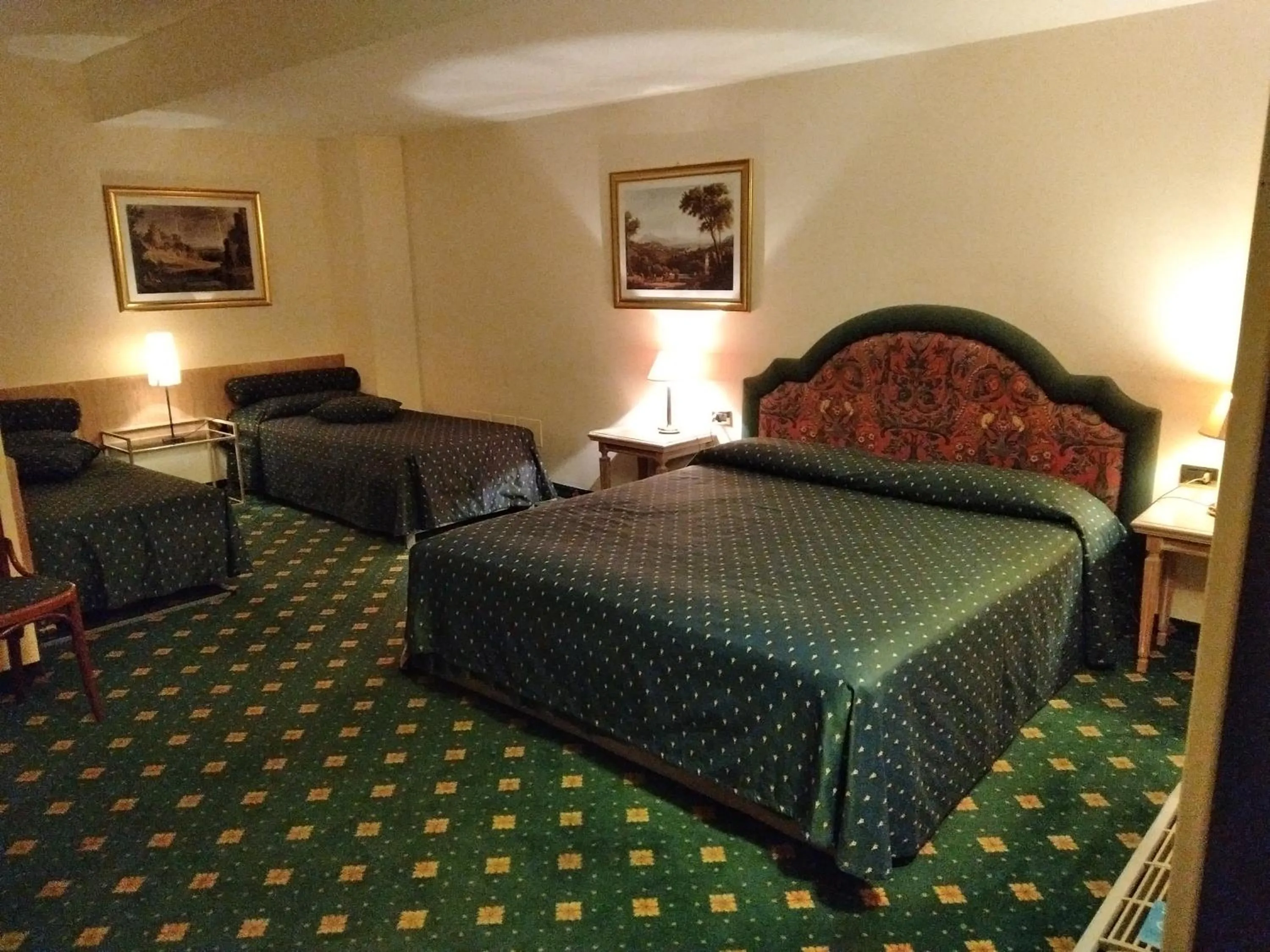 Bedroom, Bed in Polo Hotel