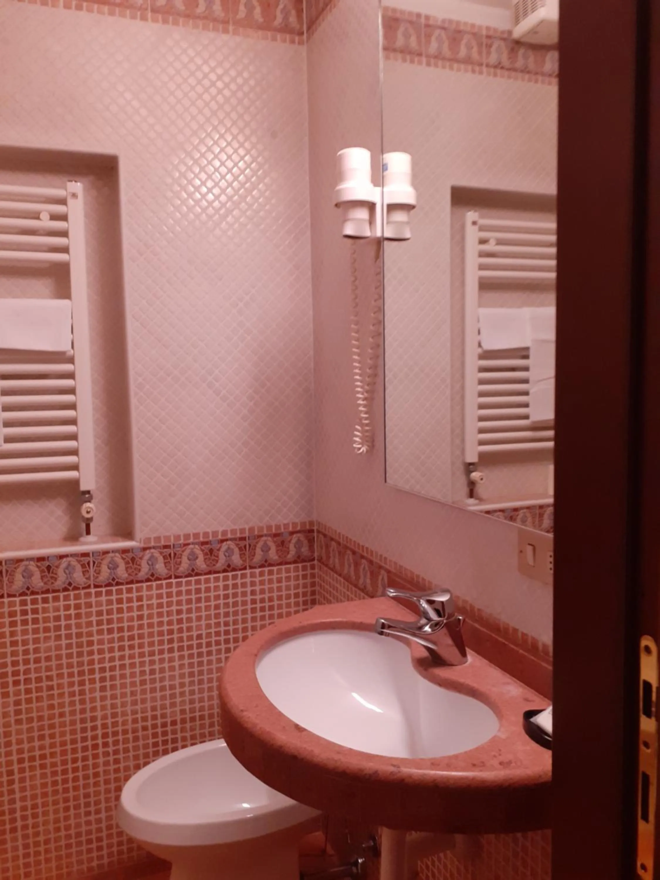 Bathroom in Polo Hotel