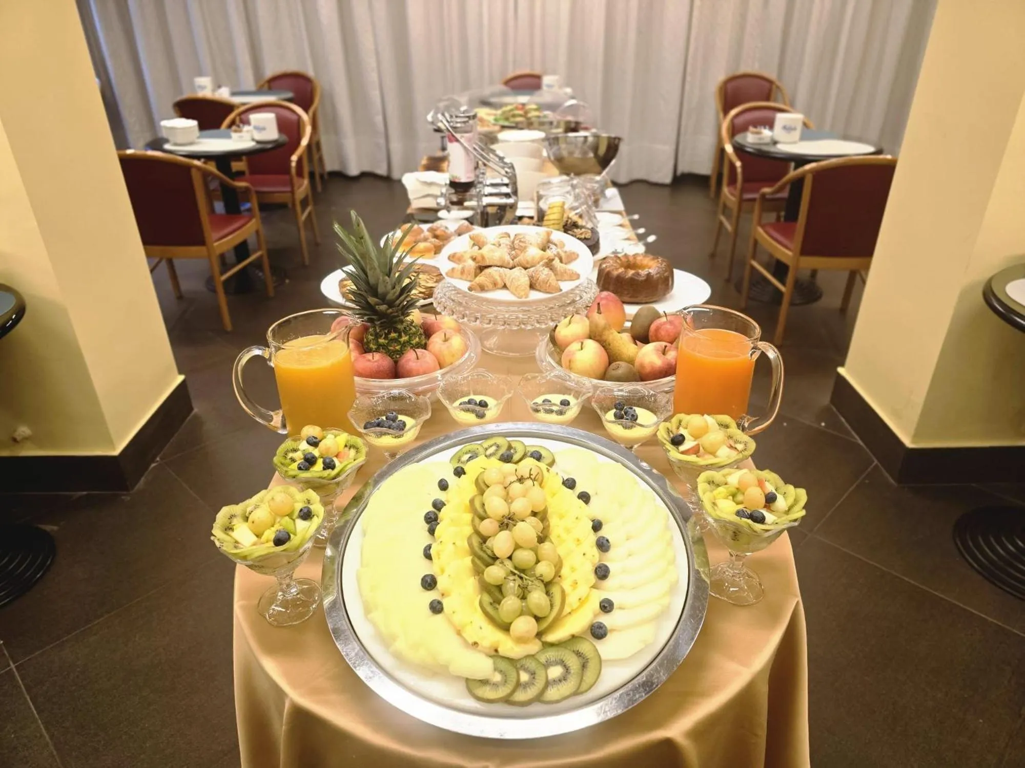 Breakfast in Mokinba Hotels Sant'Ambroeus