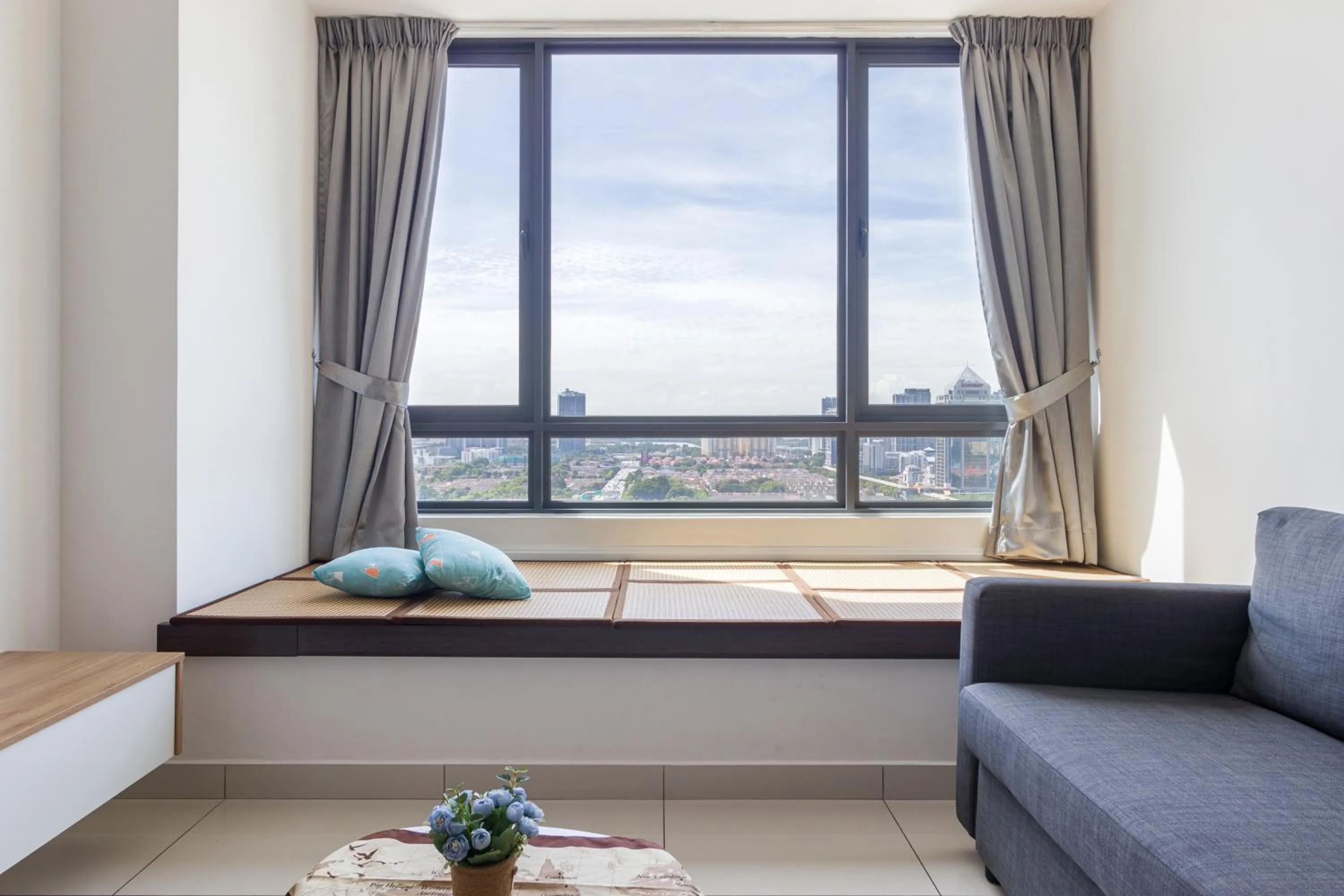 City view in Greenfield Residence Bandar Sunway by Airhost