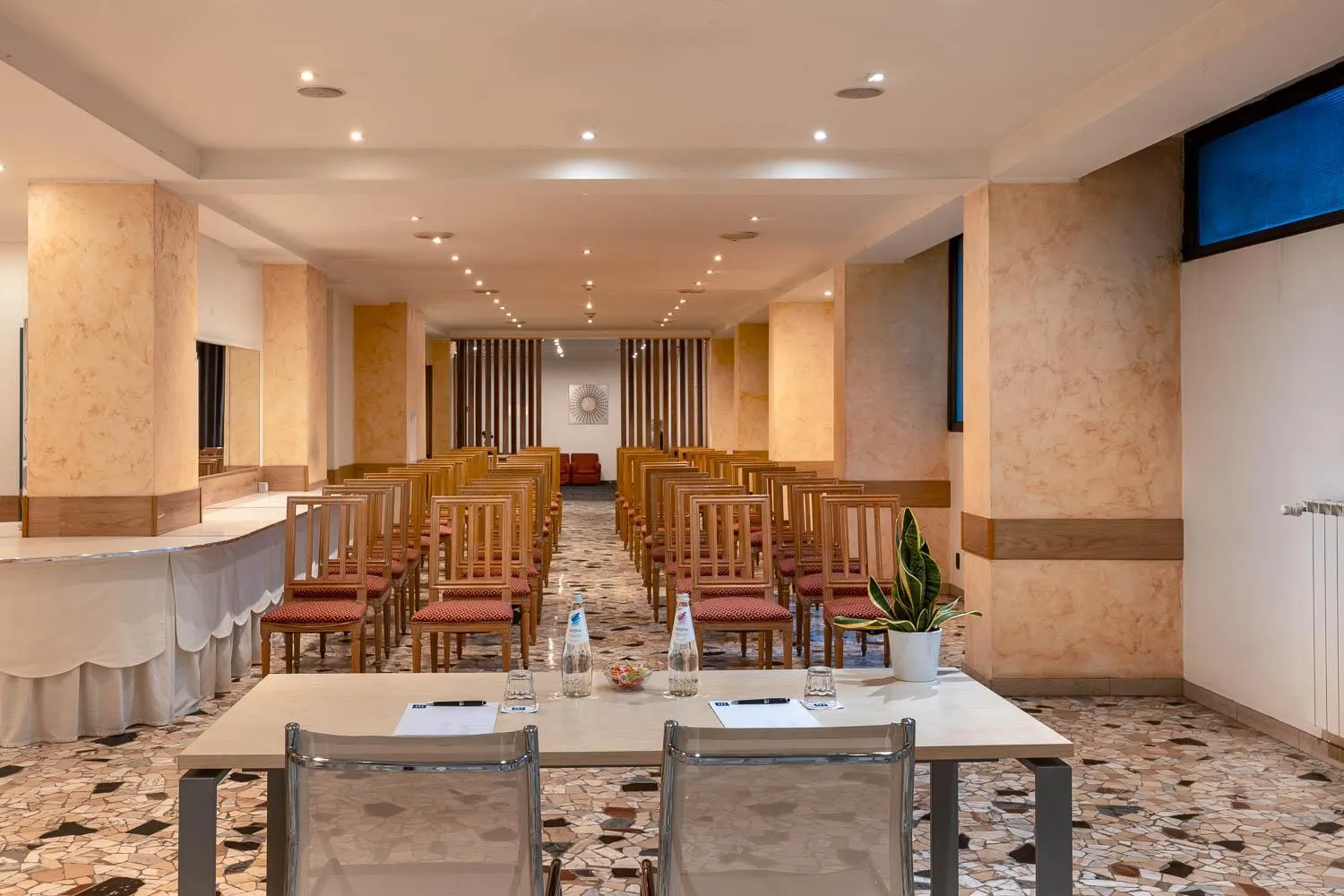 Meeting/conference room in iH Hotels Milano St. John