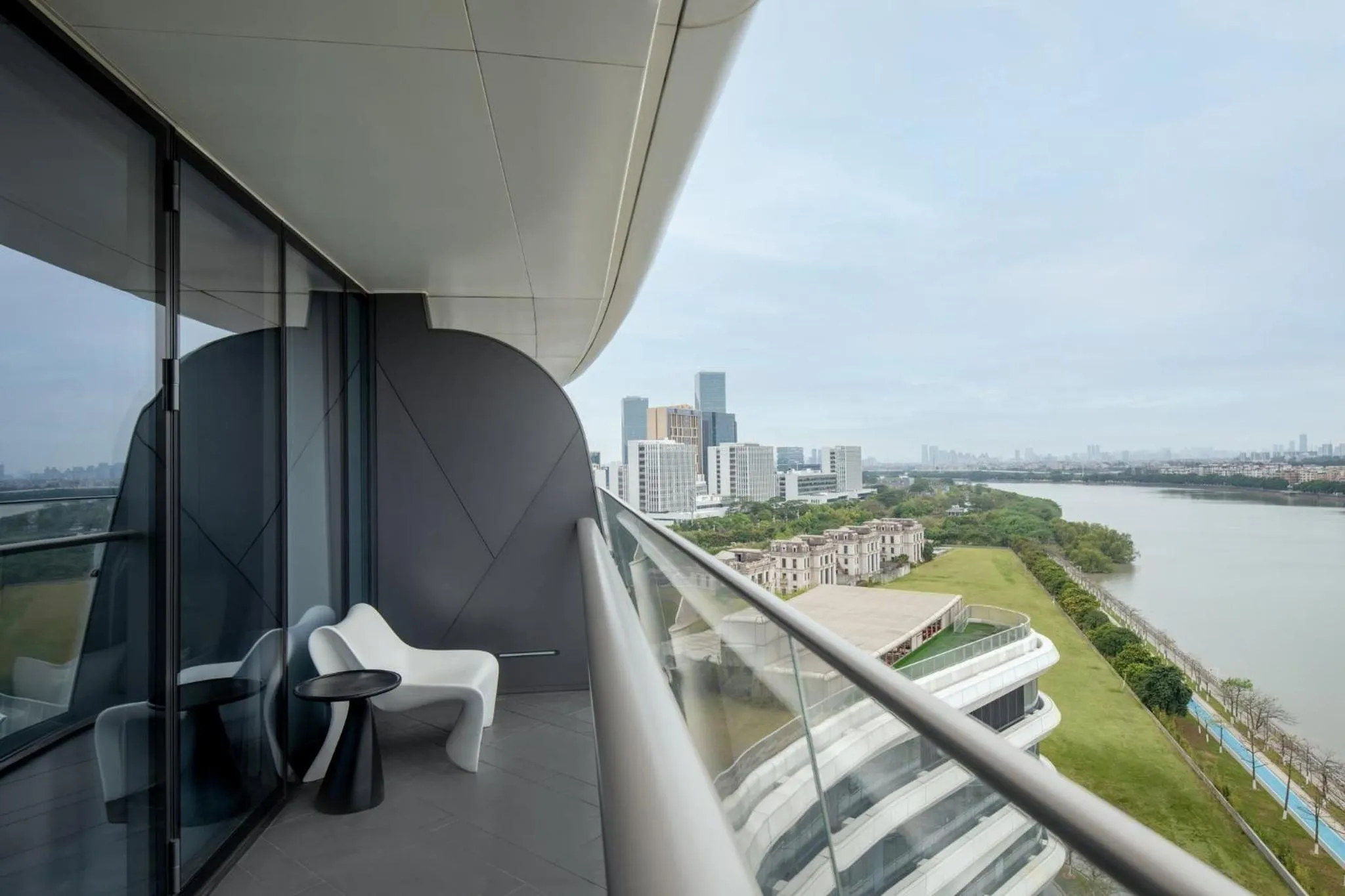 Photo of the whole room in Vignette Collection The Xanadu Guangzhou, an IHG Hotel