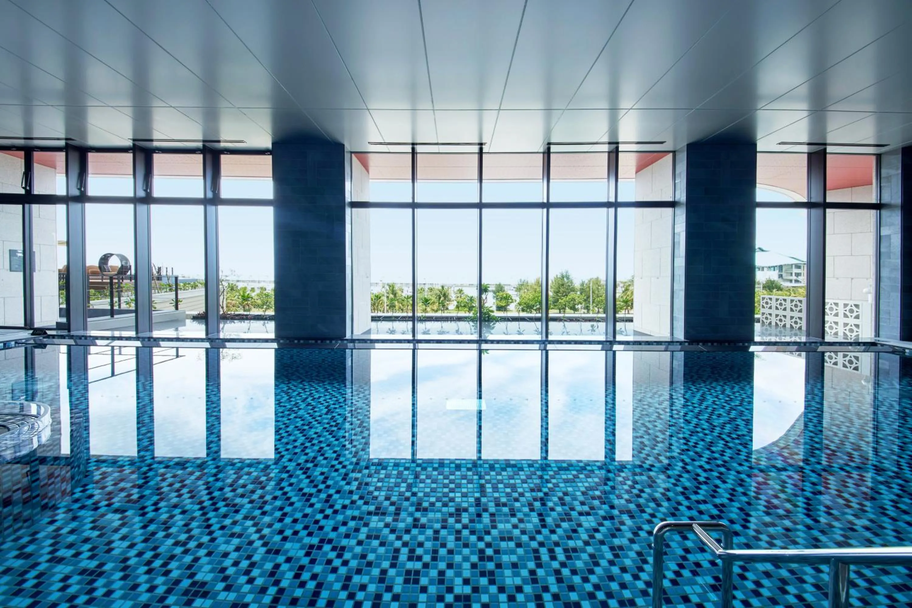 Swimming pool in Okinawa Prince Hotel Ocean View Ginowan