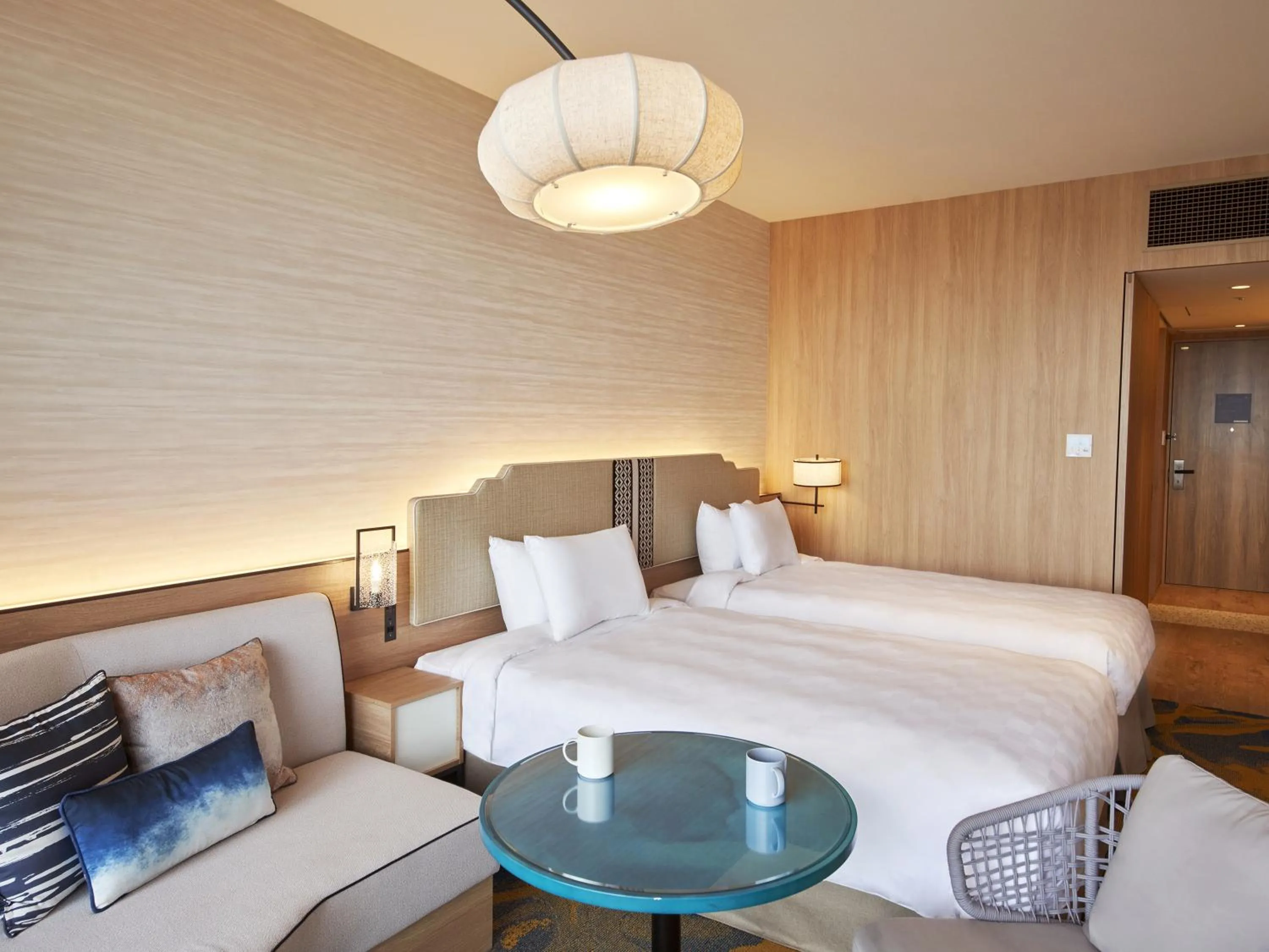 Balcony/Terrace, Bed in Okinawa Prince Hotel Ocean View Ginowan