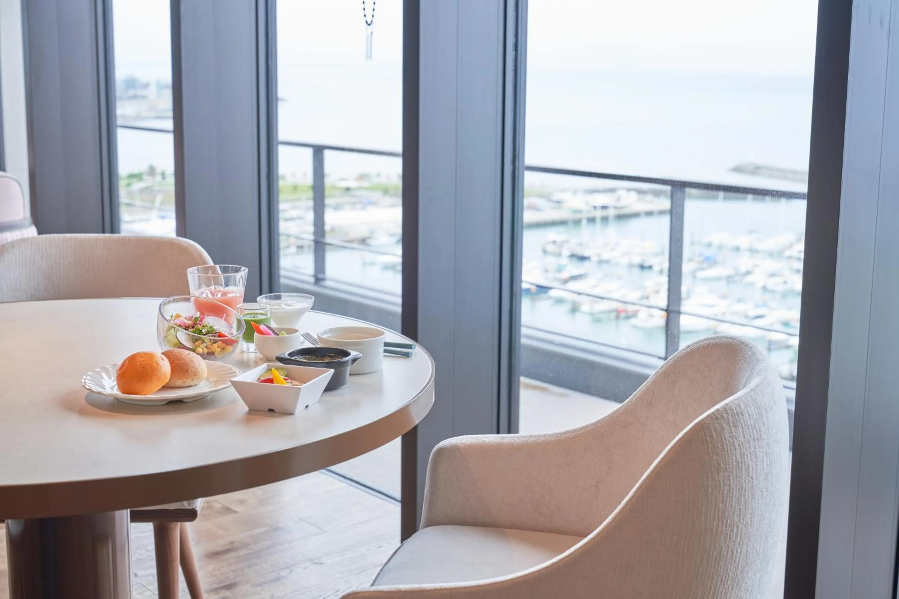Lounge or bar in Okinawa Prince Hotel Ocean View Ginowan