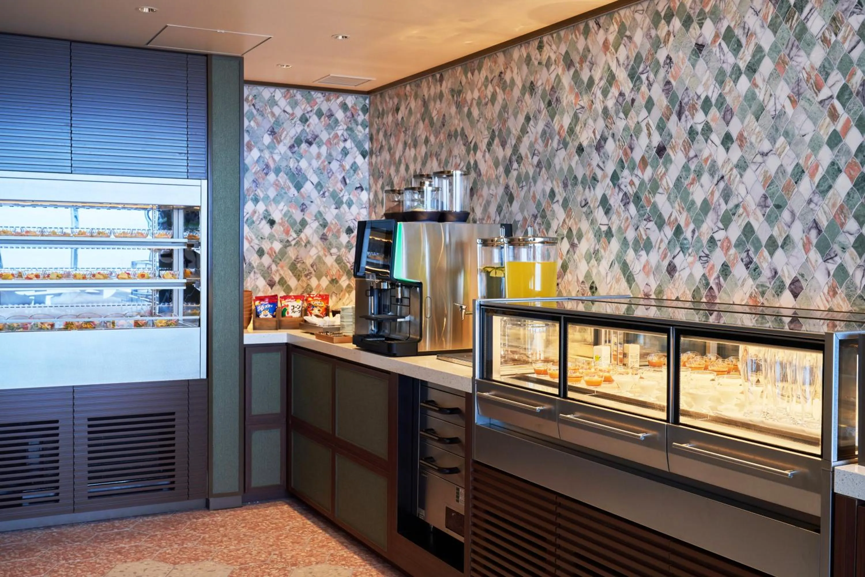 Lounge or bar in Okinawa Prince Hotel Ocean View Ginowan