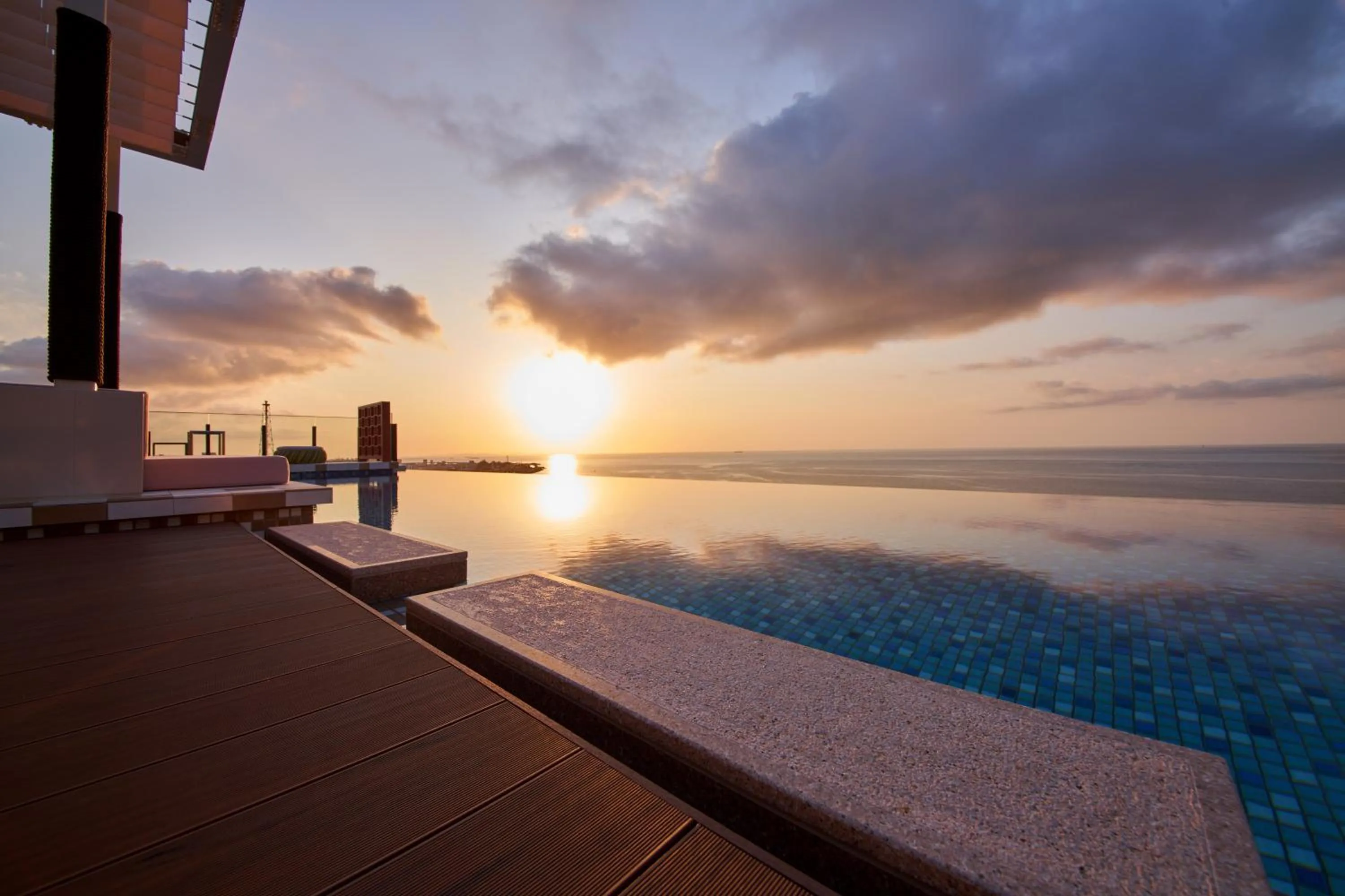 Swimming pool in Okinawa Prince Hotel Ocean View Ginowan