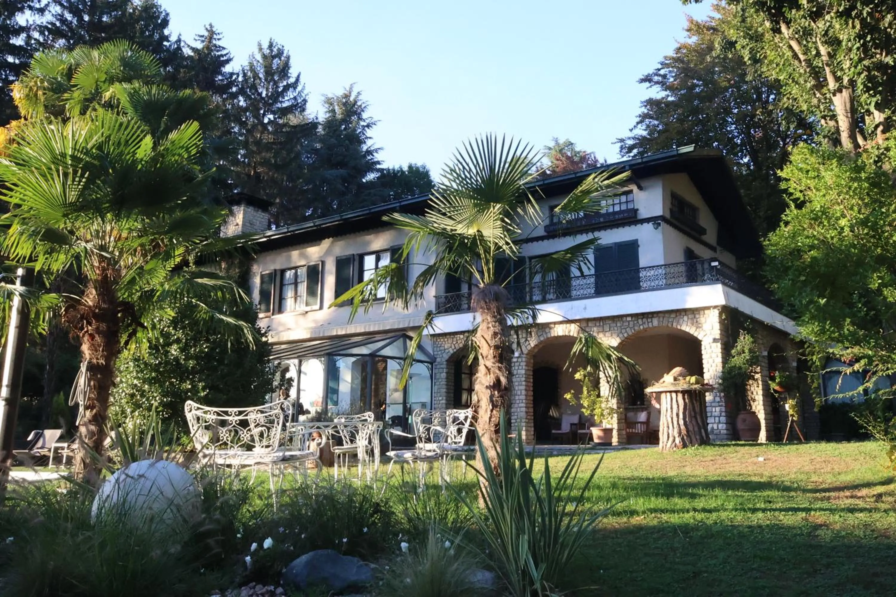 Villa in Wonderful Villa Between Como And Milano