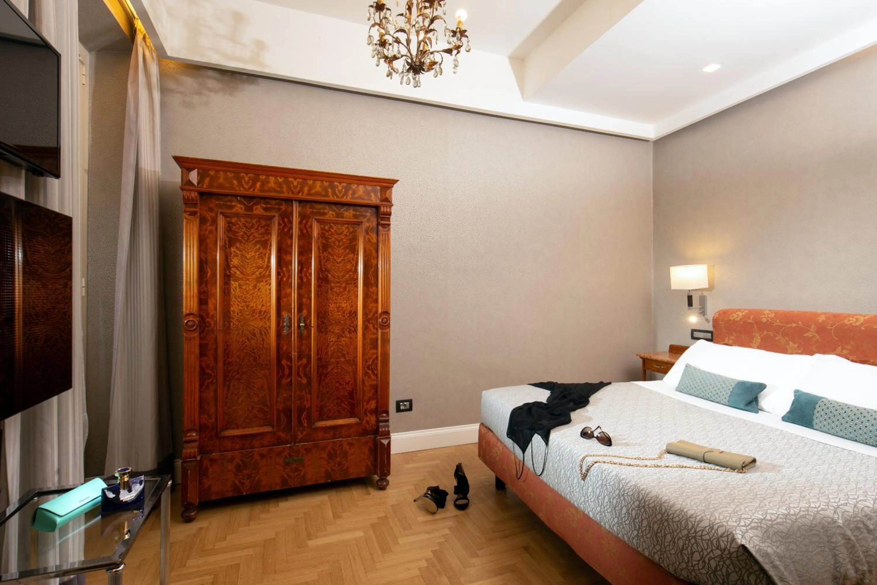 Bed in Hotel Alexandra