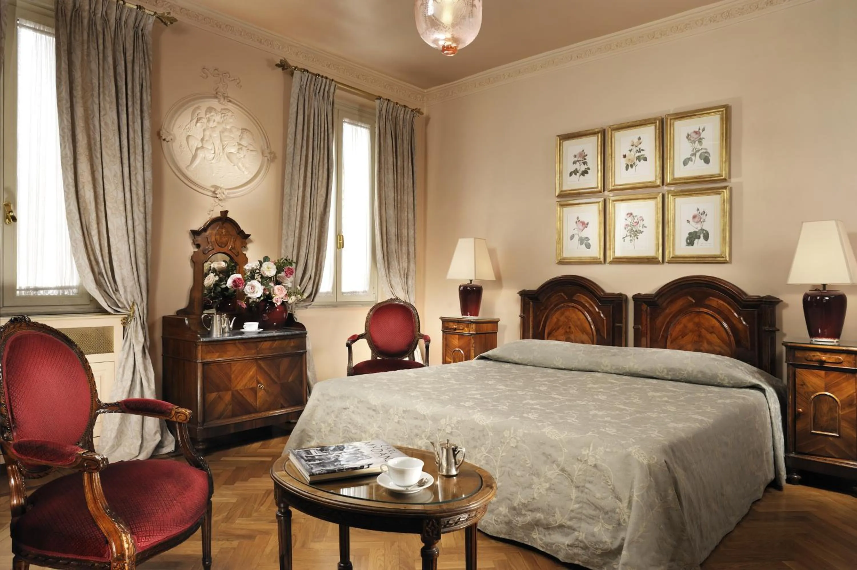 Decorative detail in Hotel Alexandra