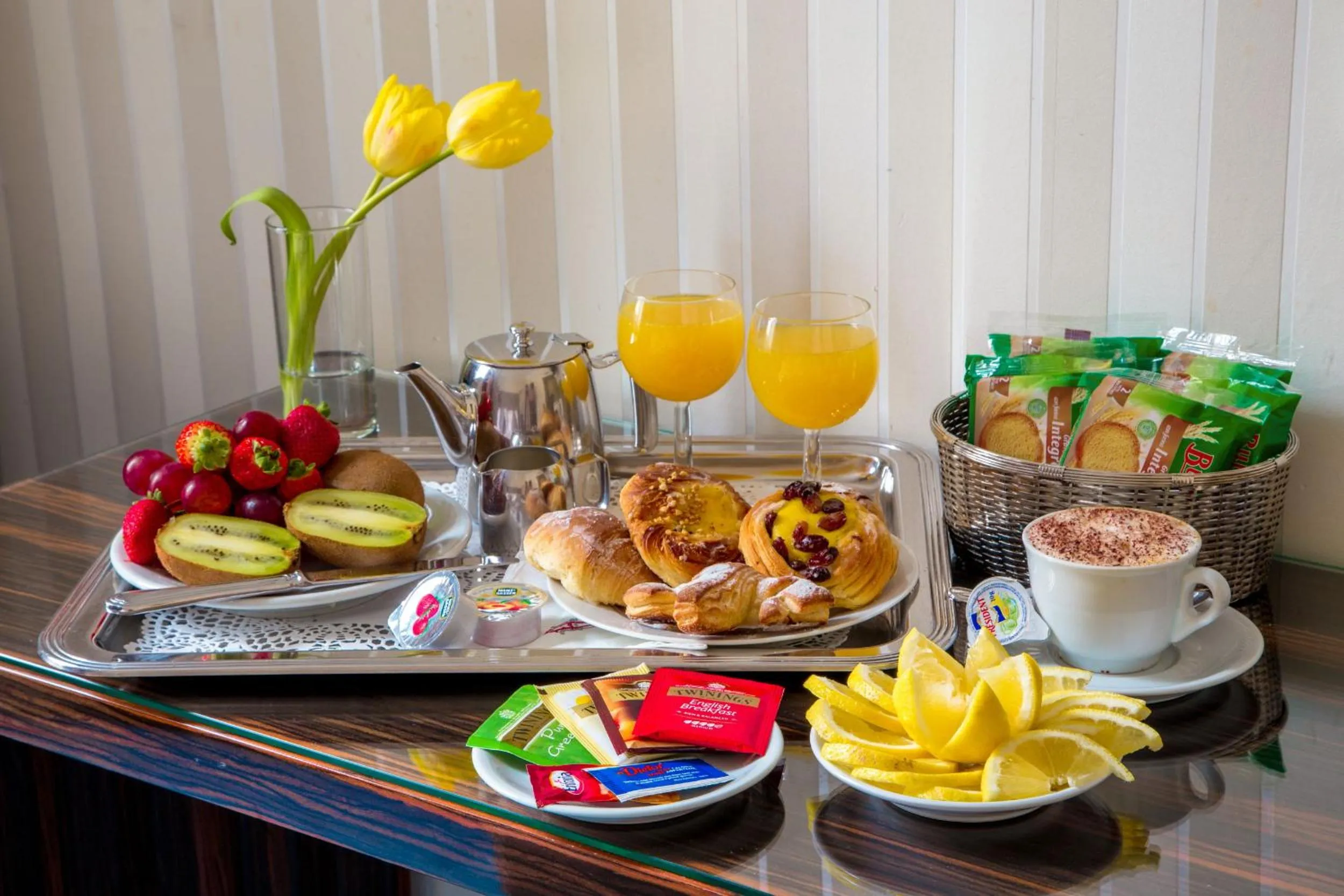 Breakfast in Hotel Alexandra