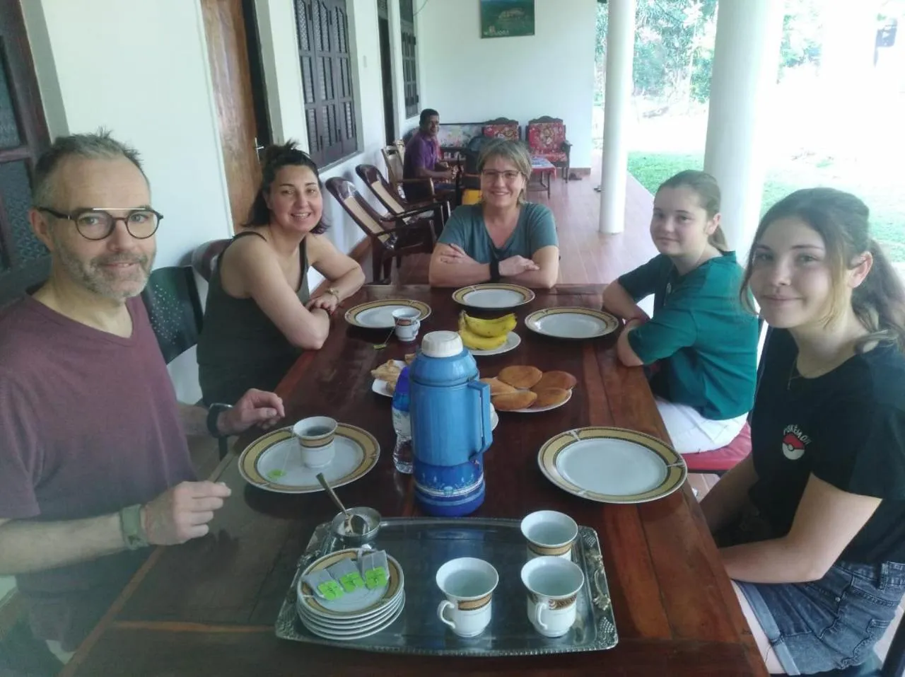 Restaurant/places to eat in Deer Garden Guest