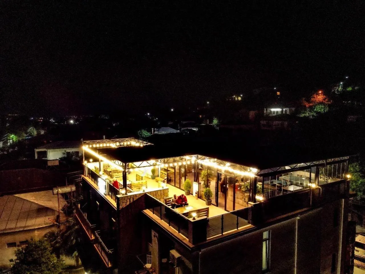 Restaurant/places to eat in Hill Hotel