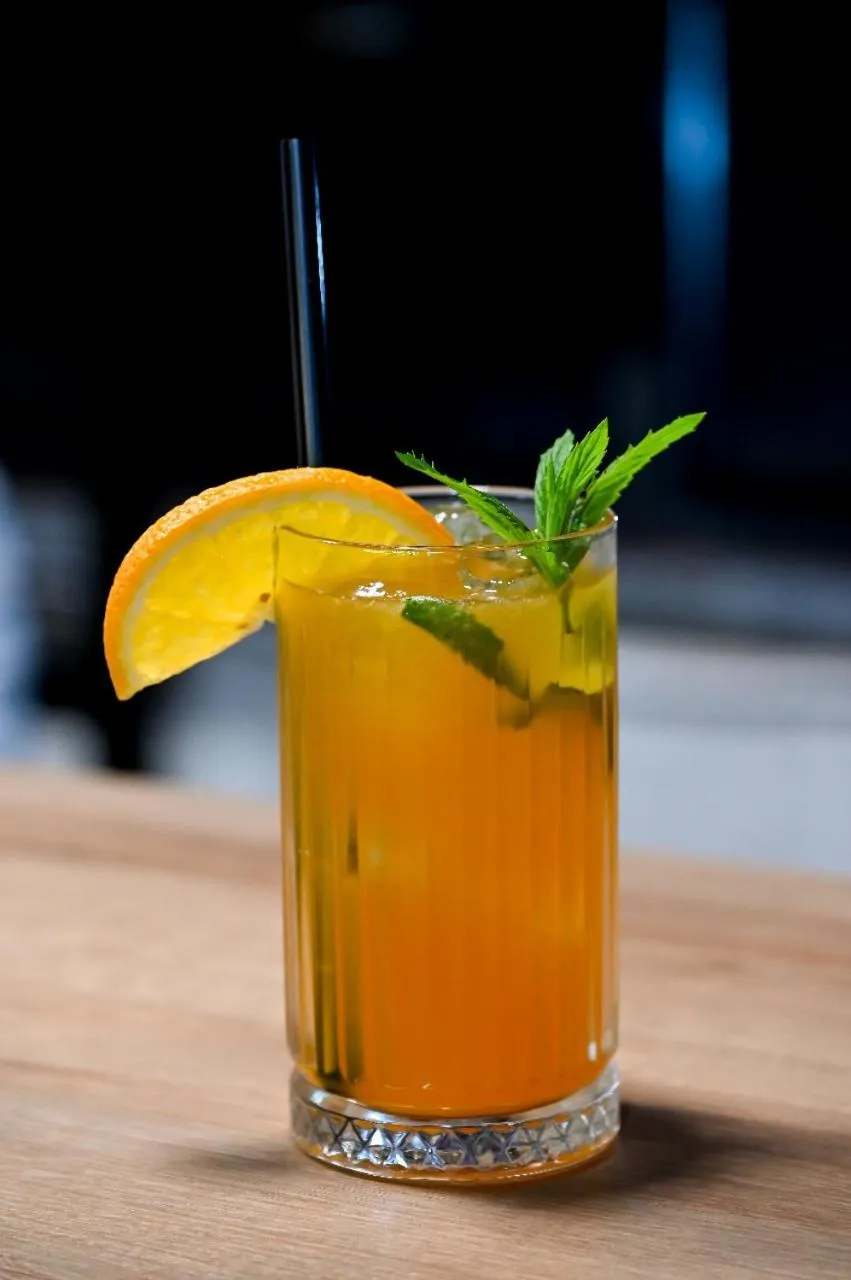 Restaurant/places to eat in Hill Hotel