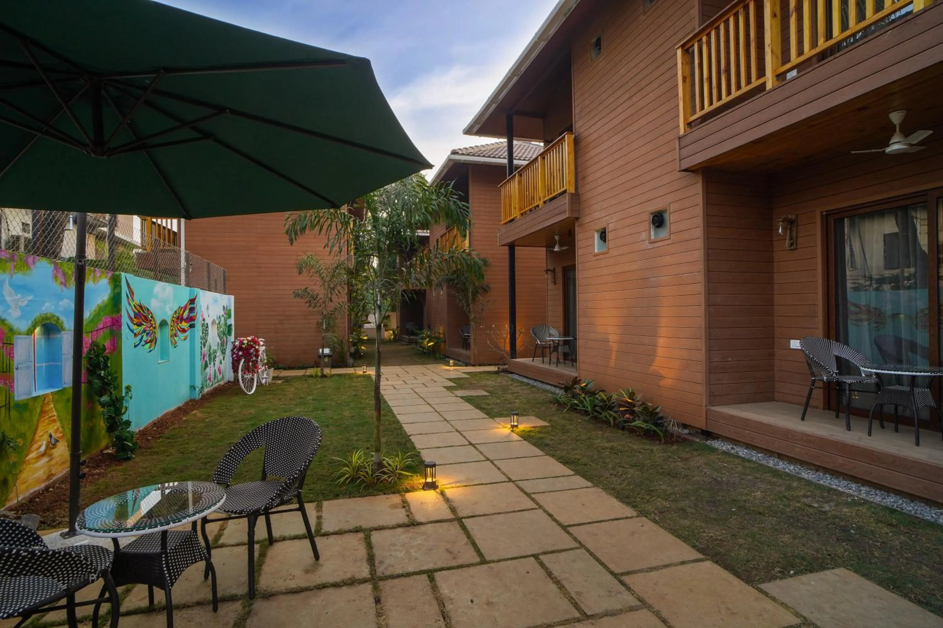 Patio in TreeHouse MARS Beach Cottages