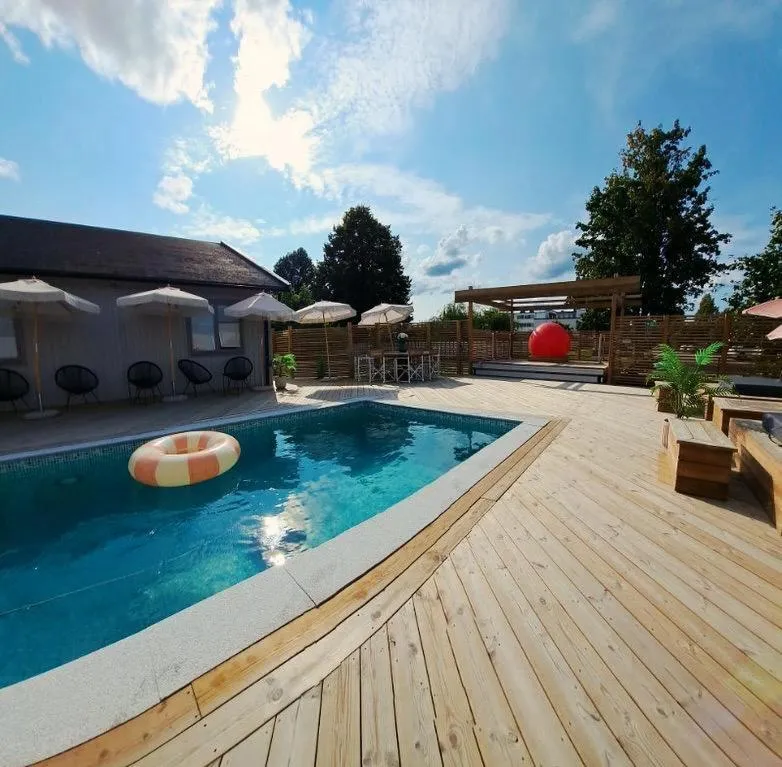 Swimming pool in Hotell Gästis Tierp